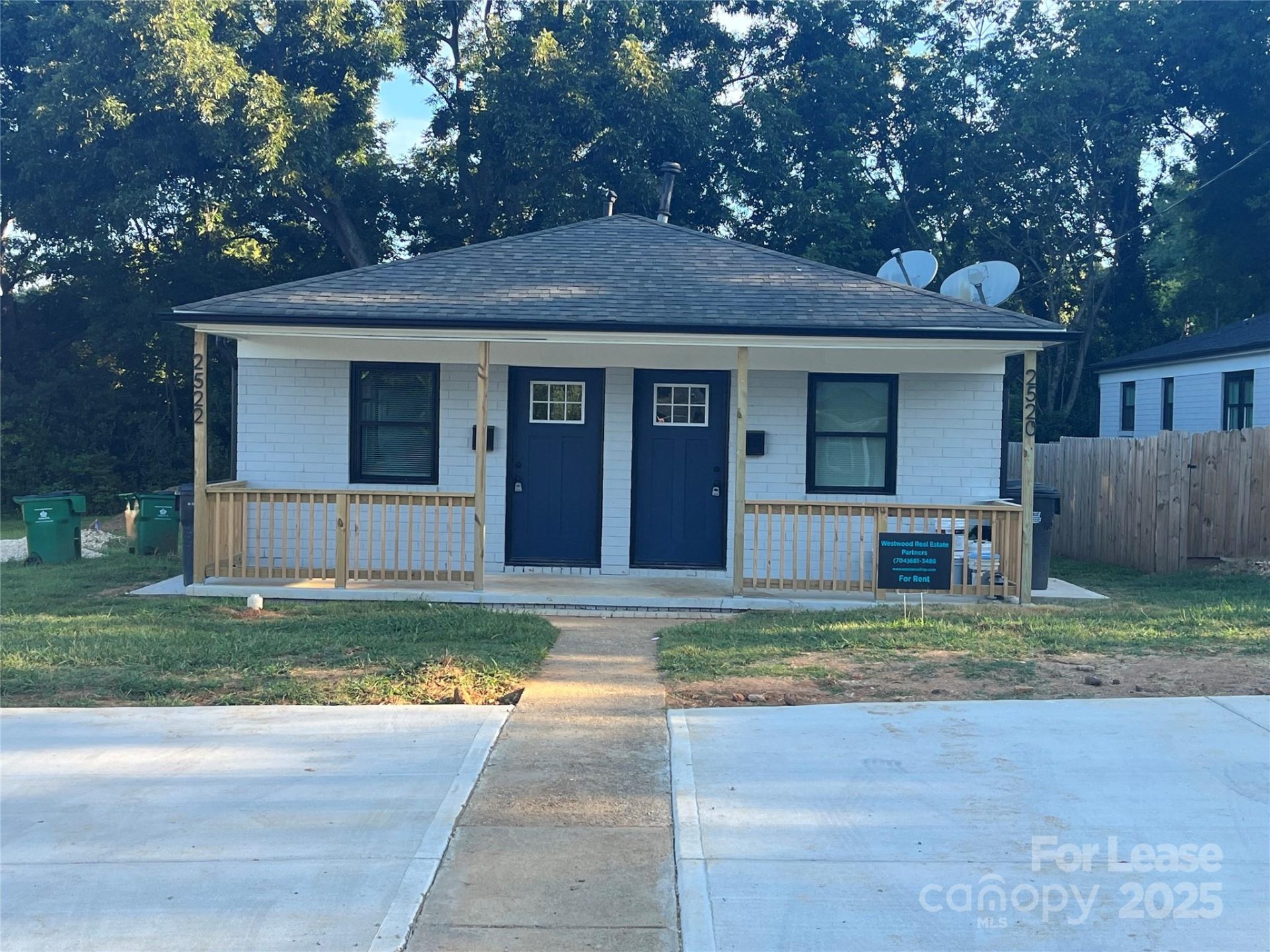 Property image 1 at 2520 Dundeen Street, Charlotte, NC 28216