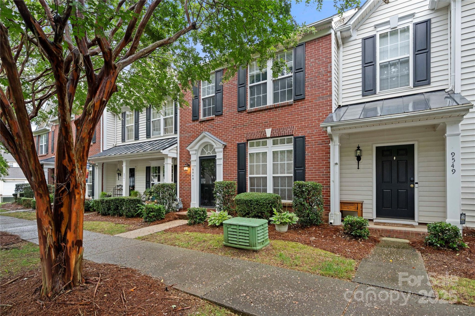 Glenridge, Cornelius Community