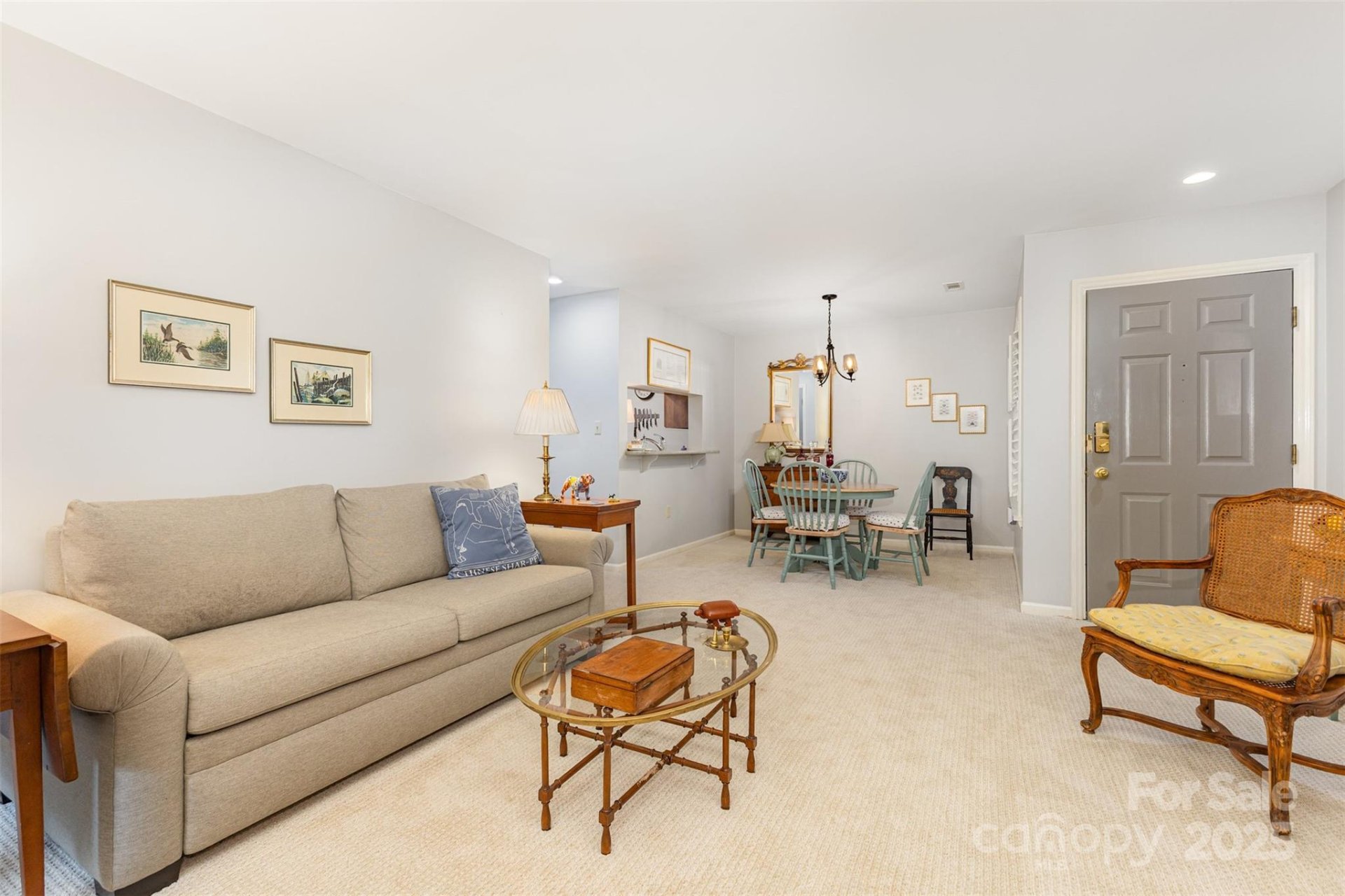 Property image 4 at 5007 Sharon Road, Charlotte, NC 28210