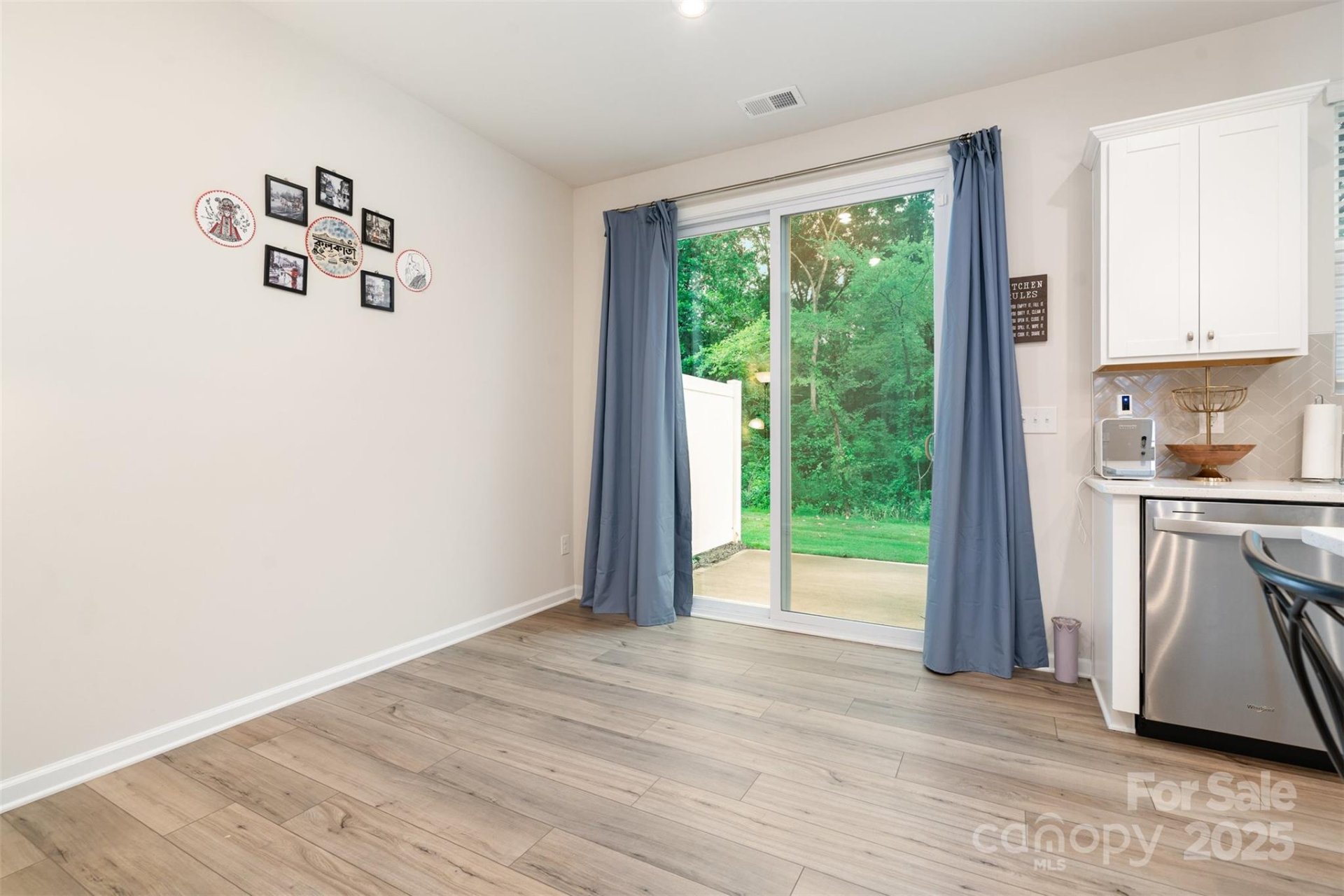 Property image 5 at 14806 Tamarack Drive, Charlotte, NC 28278