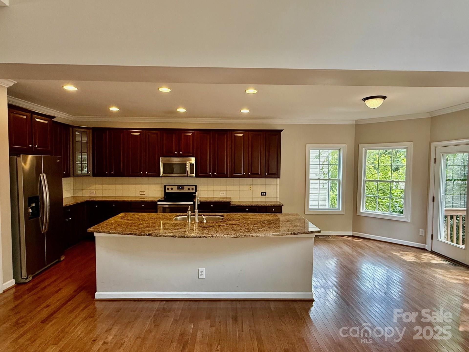 Property image 4 at 11017 Valley Spring Drive, Charlotte, NC 28277
