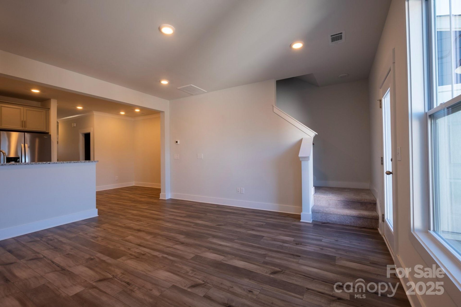 Property image 2 at 207 Dalmatian Drive, Spartanburg, SC 29307