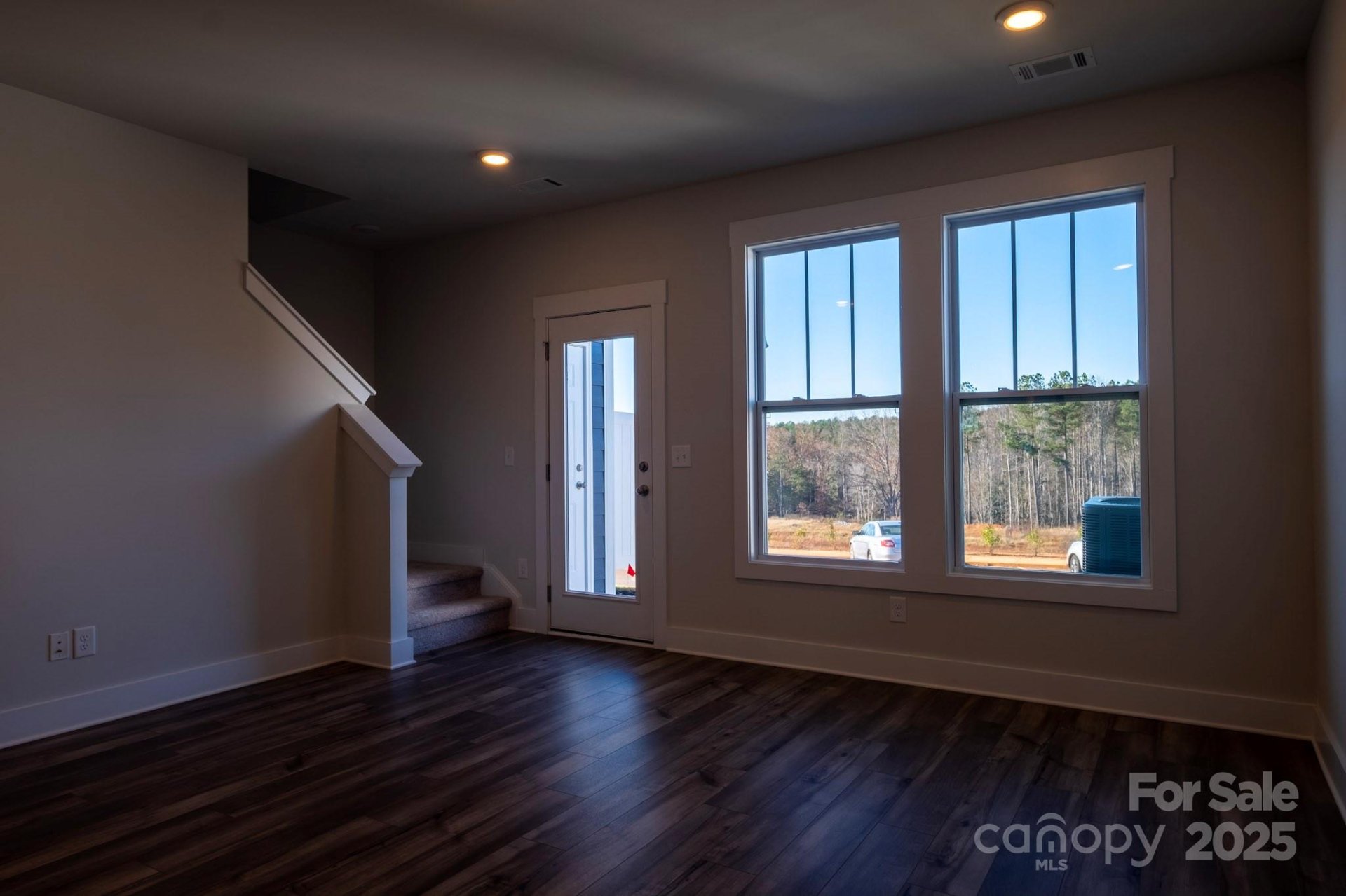 Property image 3 at 207 Dalmatian Drive, Spartanburg, SC 29307