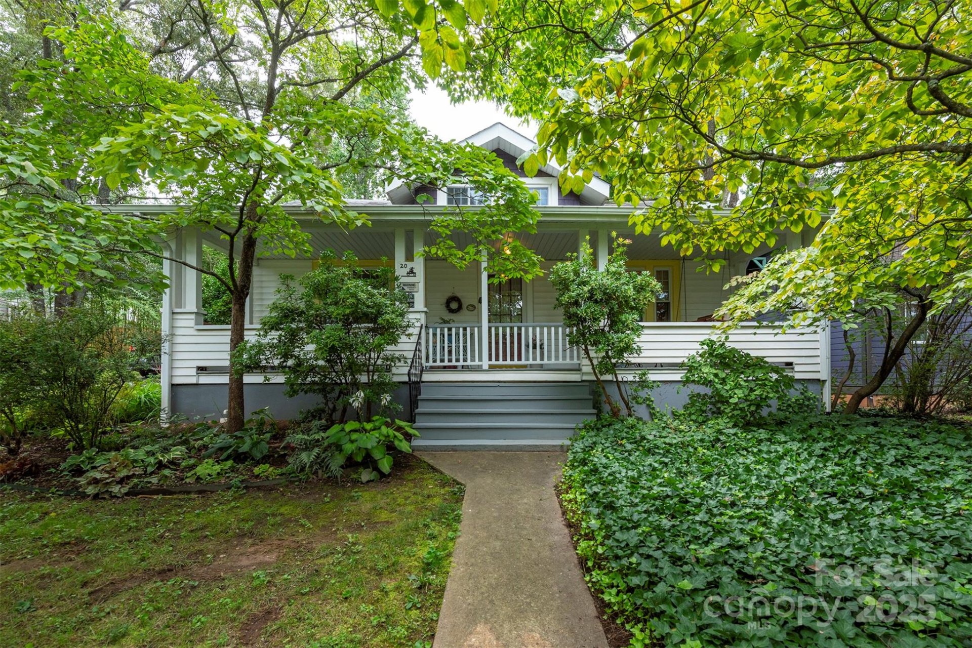 Property image 3 at 20 Vandalia Avenue, Asheville, NC 28806