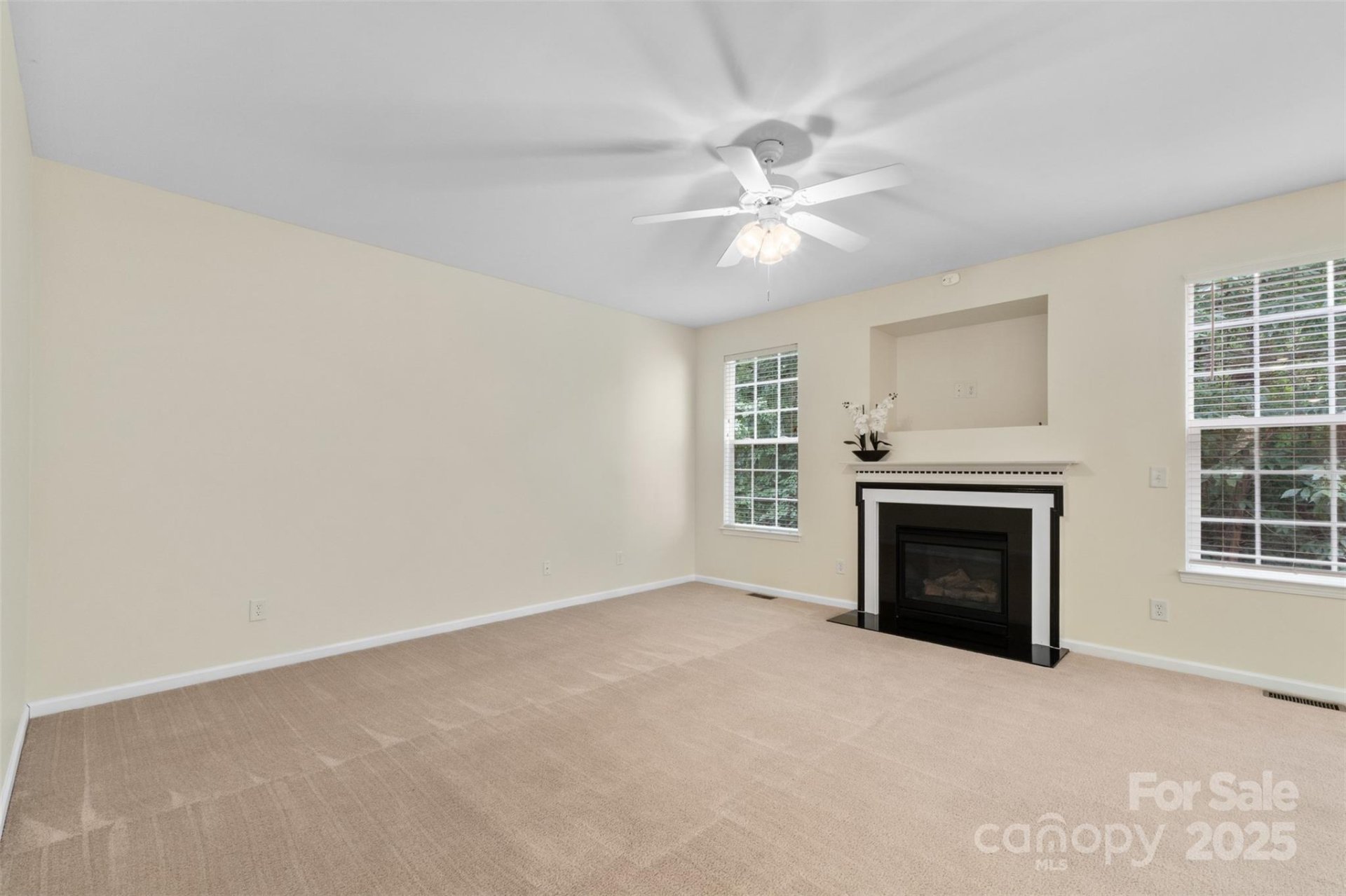 Property image 3 at 1043 Boxelder Lane, Charlotte, NC 28262