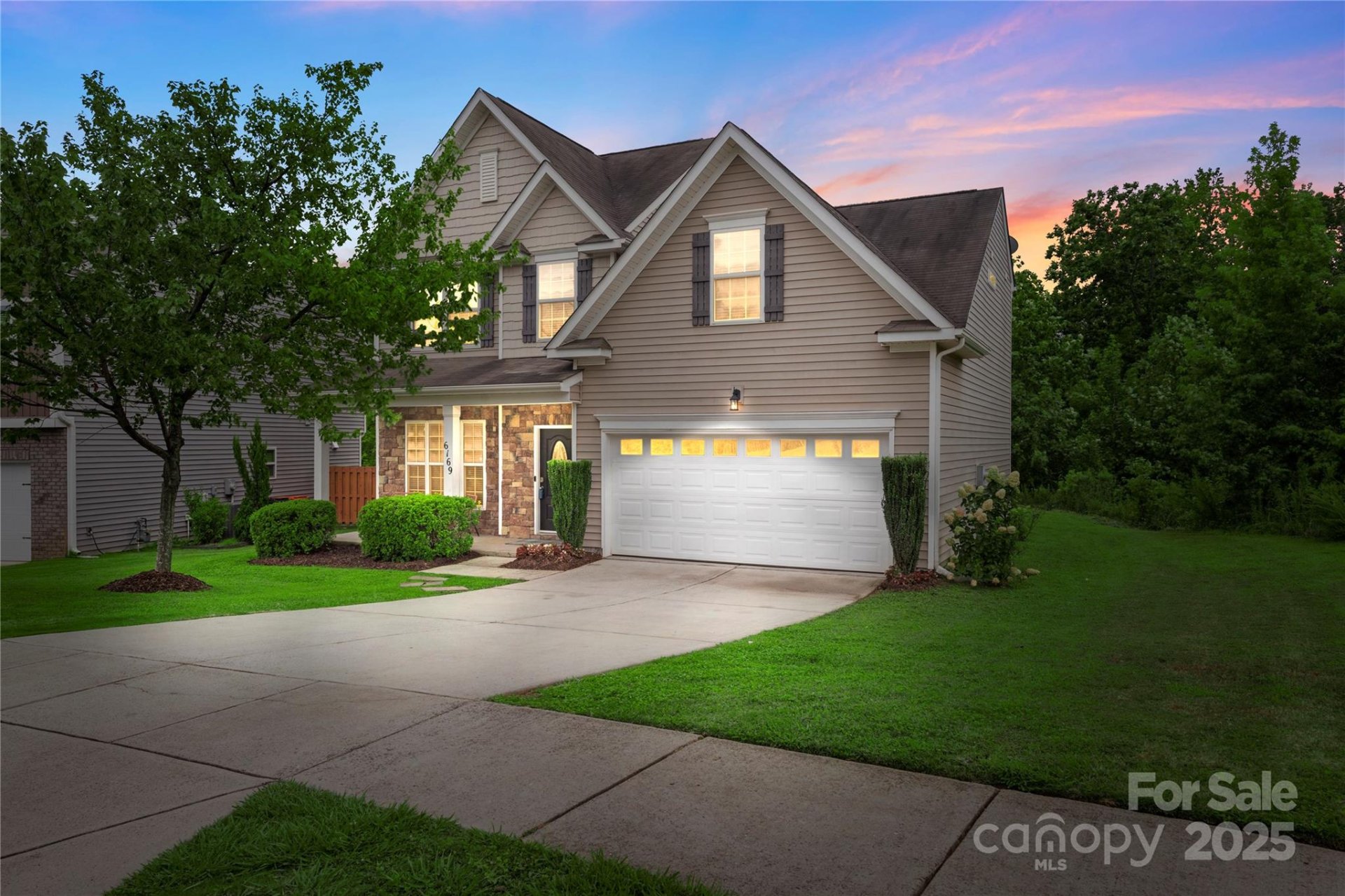 Almond Glen, Fort Mill Community