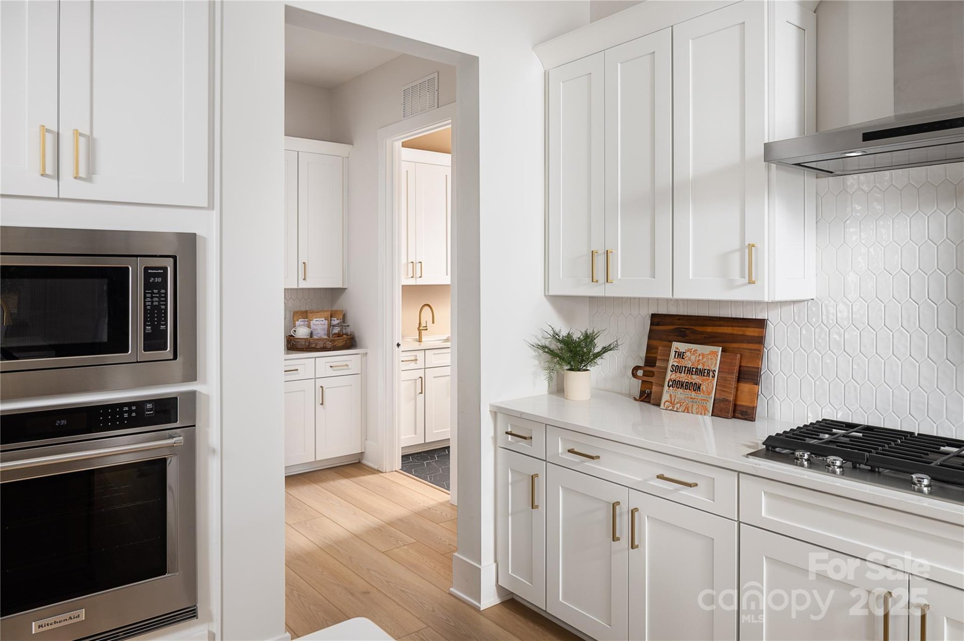Property image 3 at 5100 Glenwalk Drive, Charlotte, NC 28269