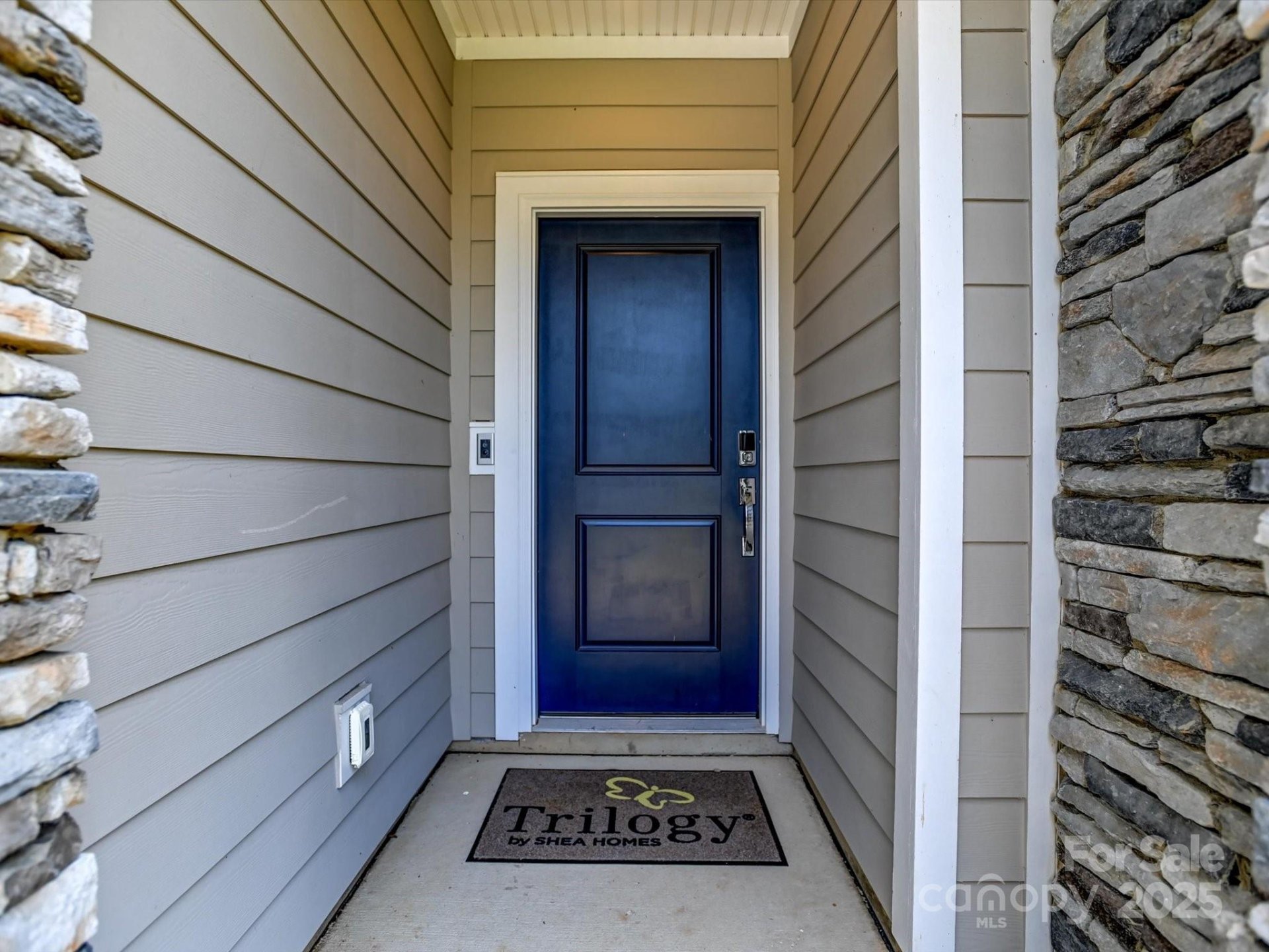 Property image 2 at 5418 Ellicott Rock Court, Denver, NC 28037