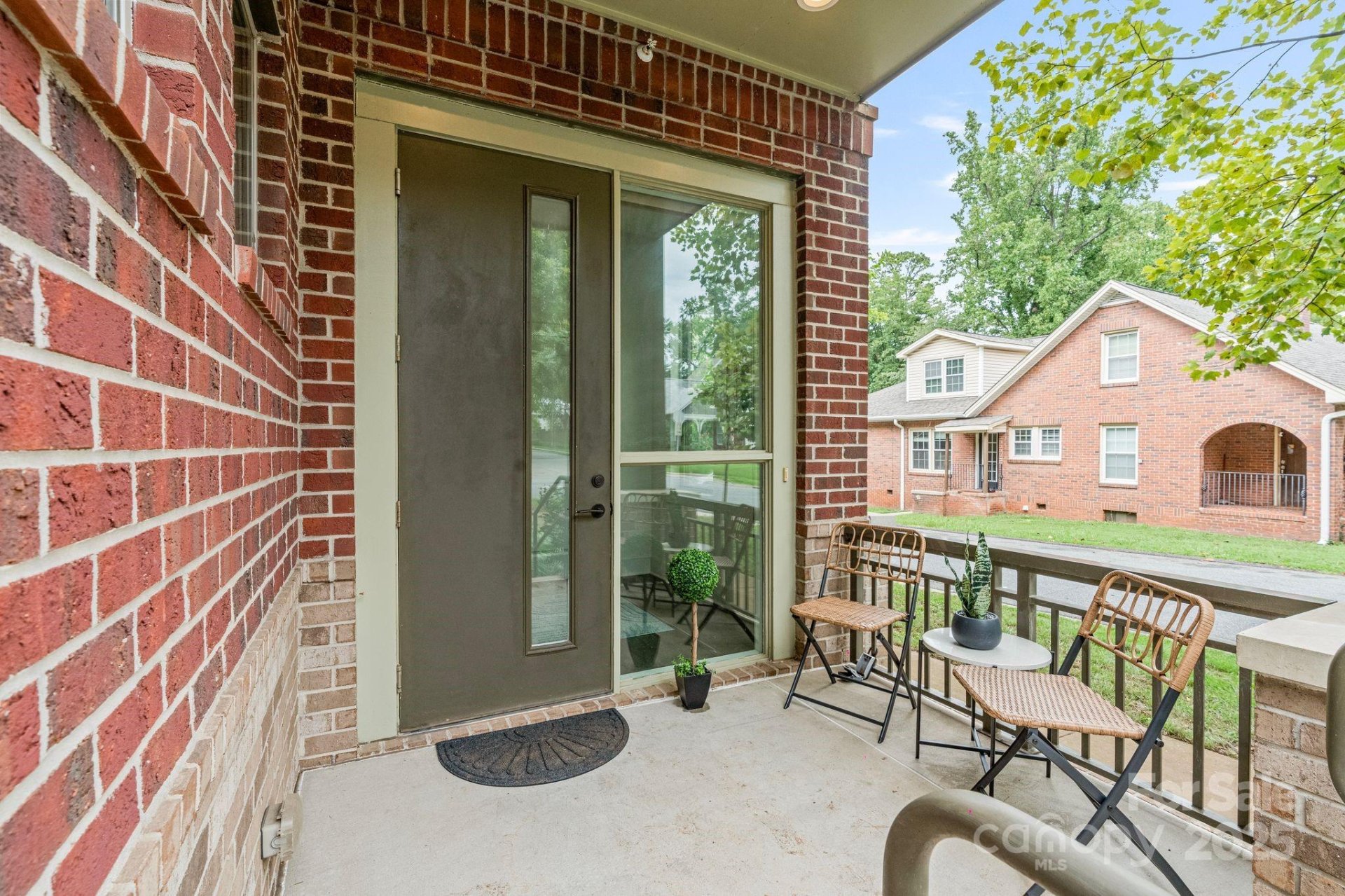 Property image 2 at 1500 Kenilworth Avenue, Charlotte, NC 28203