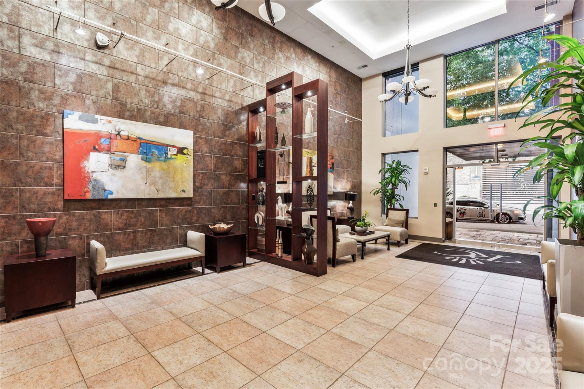 Property image 5 at 701 Royal Court, Charlotte, NC 28202