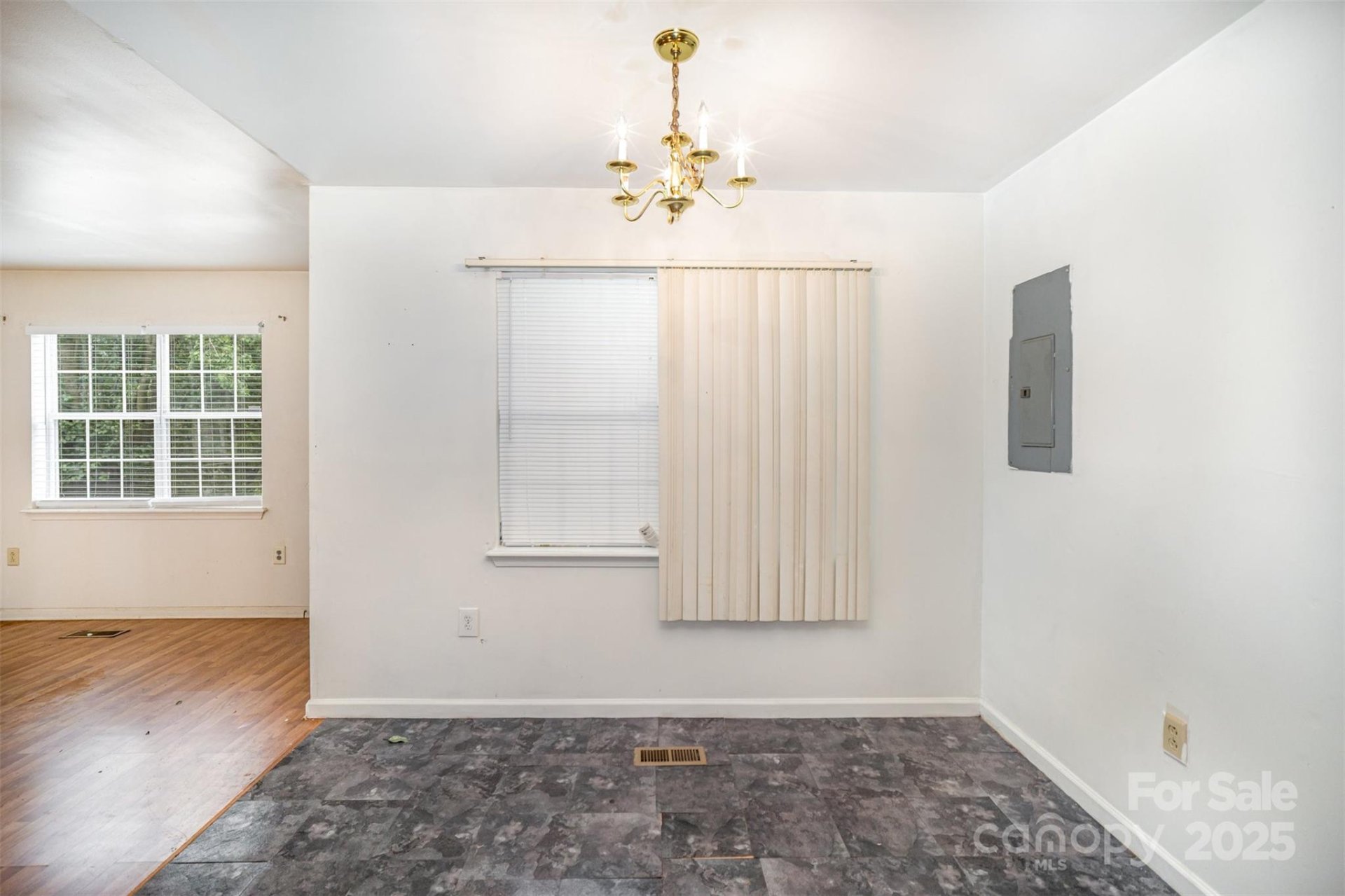Property image 4 at 820 E 18th Street, Charlotte, NC 28205