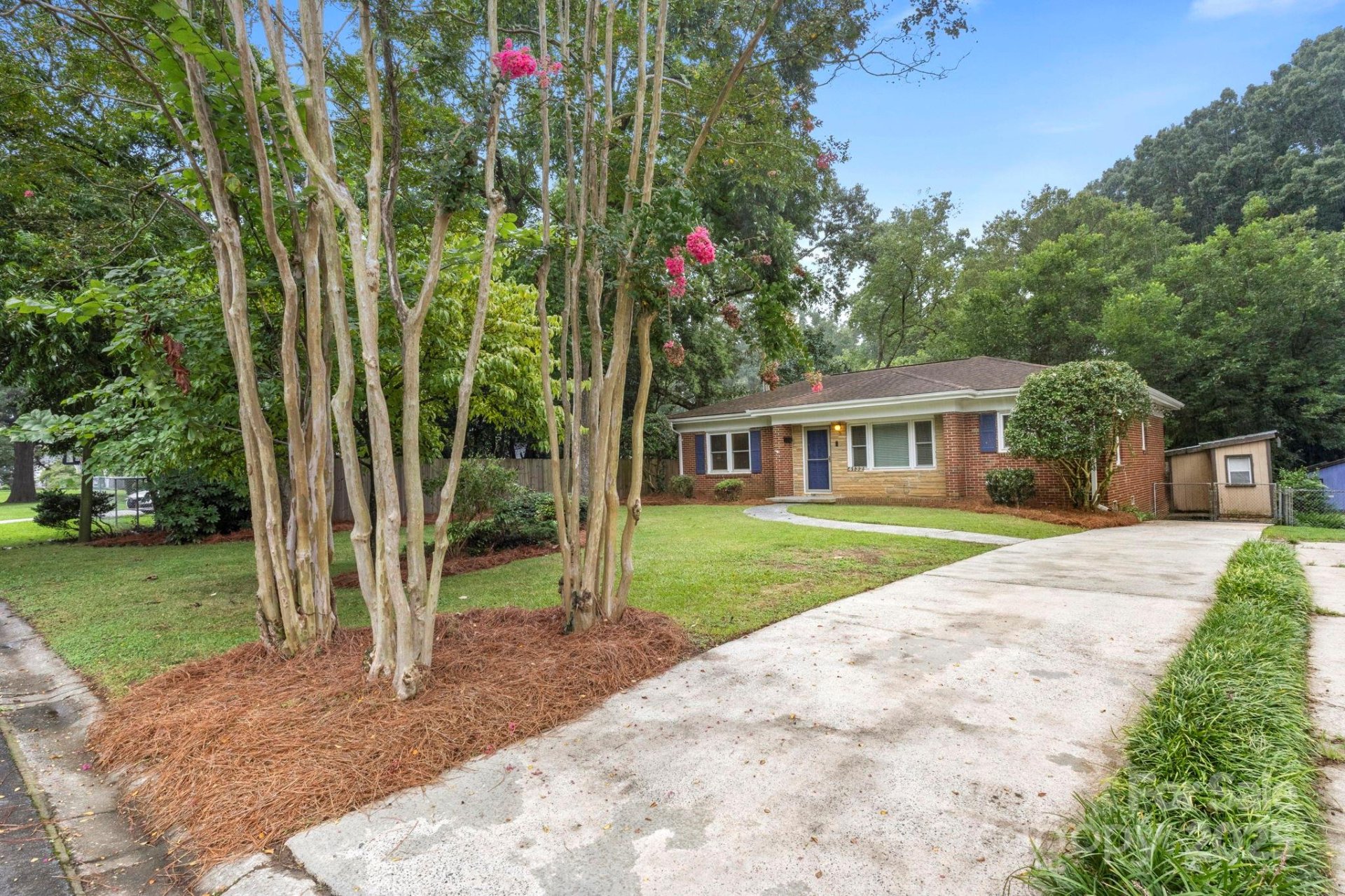 Property image 3 at 4132 Greenhaven Lane, Charlotte, NC 28205