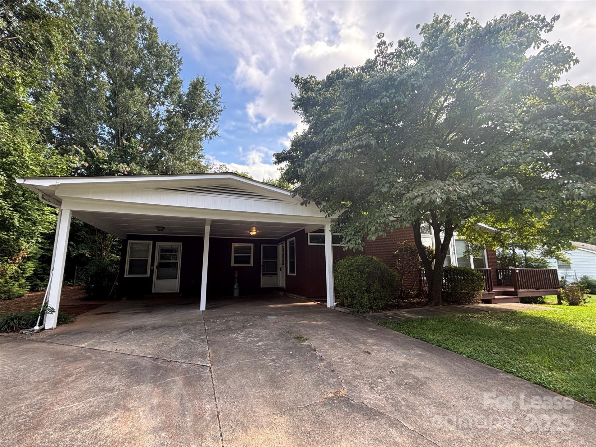 Property image 3 at 724 Oakdale Drive, Statesville, NC 28677