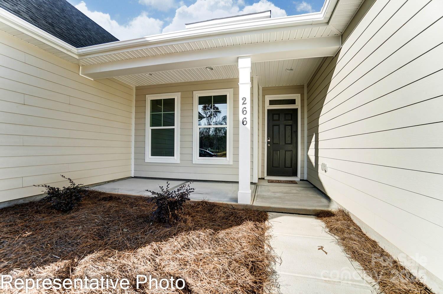 Property image 2 at 1353 Knob Creek Drive, Gastonia, NC 28054