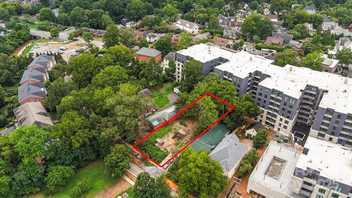Property image 4 at 1645 Lombardy Circle, Charlotte, NC 28203