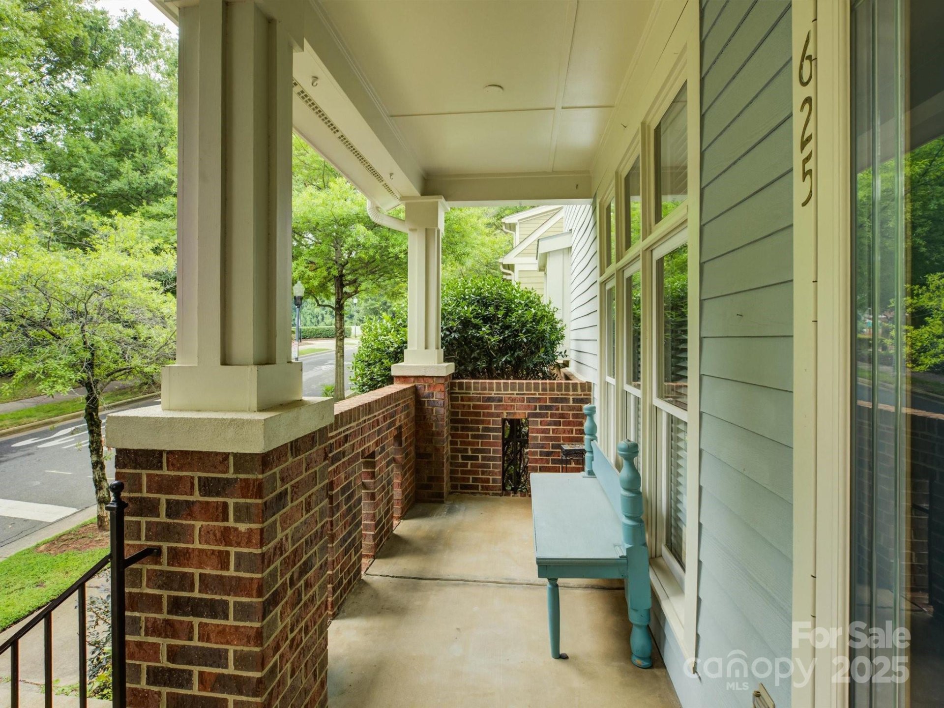 Property image 3 at 625 N Myers Street, Charlotte, NC 28202