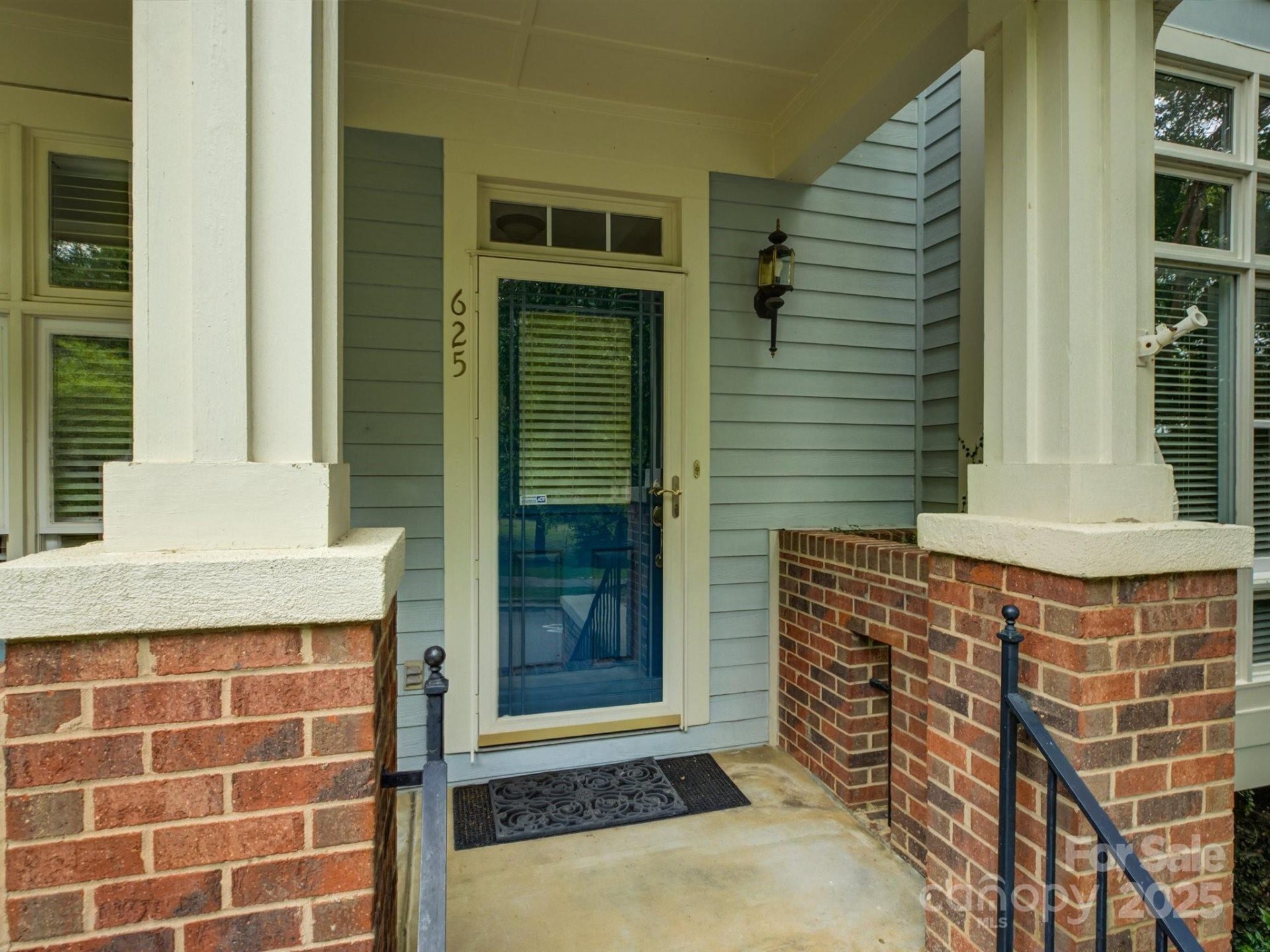 Property image 4 at 625 N Myers Street, Charlotte, NC 28202