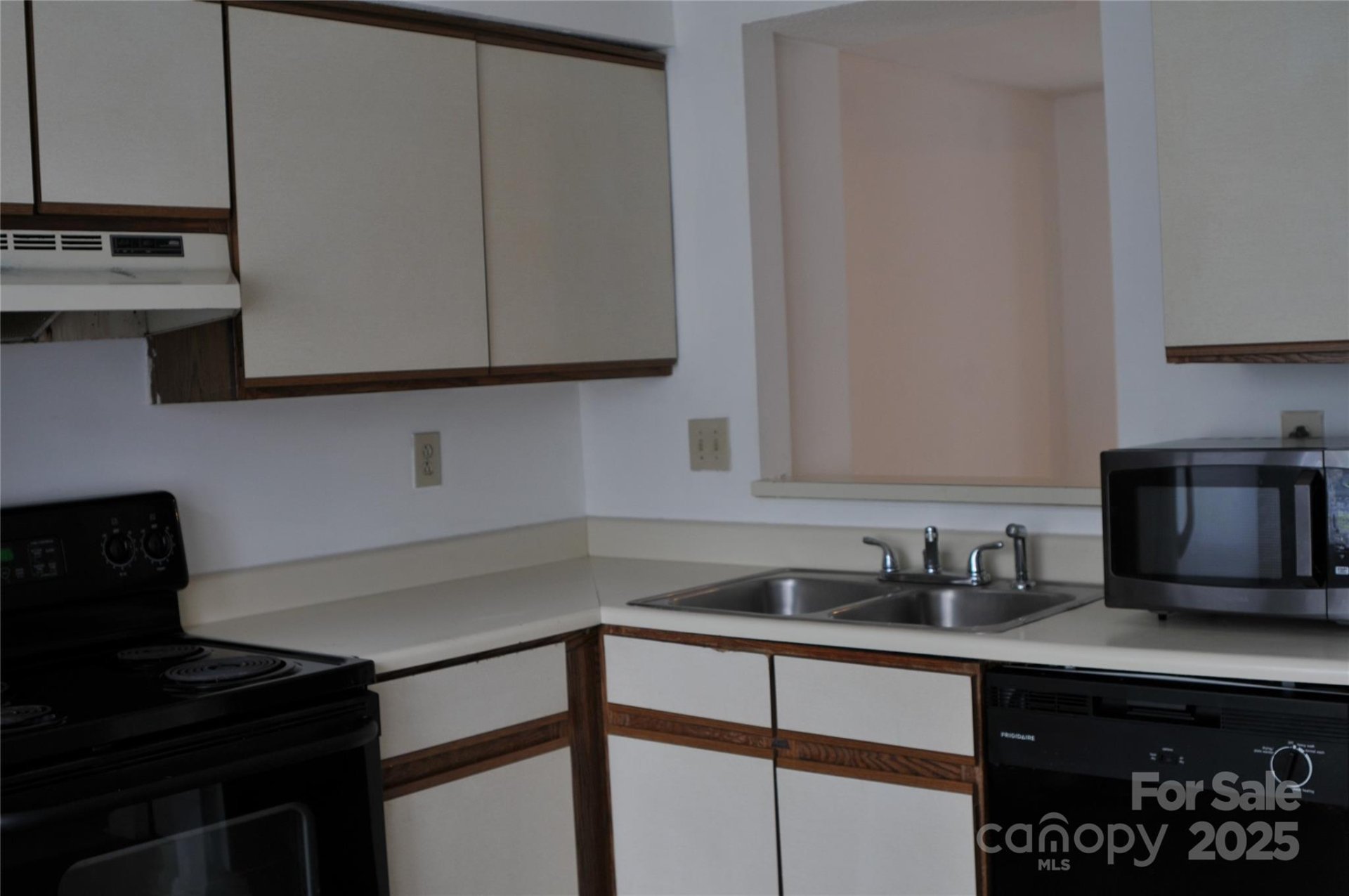 Property image 3 at 9626 C Vinca Circle, Charlotte, NC 28213