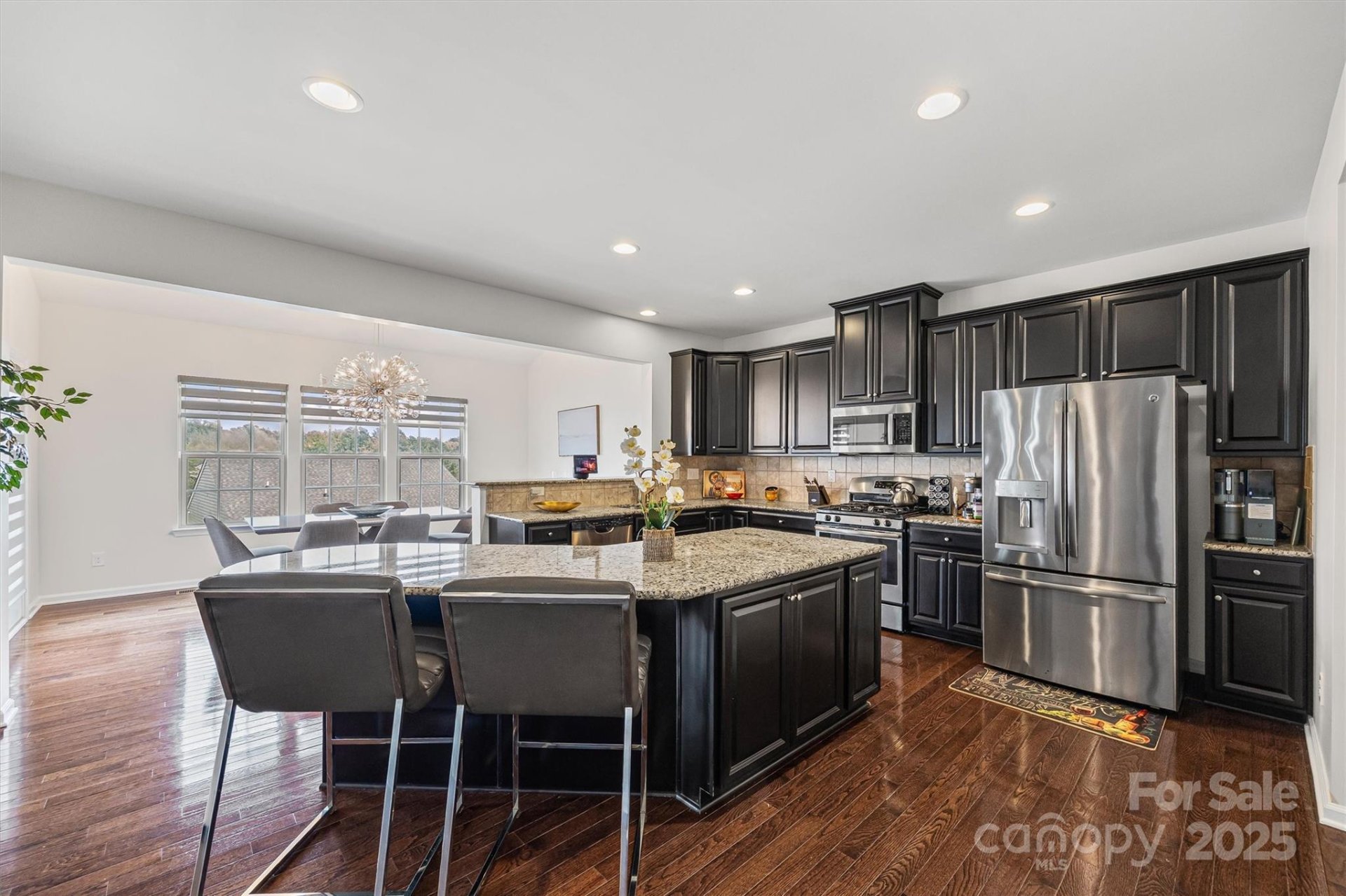 Property image 5 at 5709 Selkirkshire Road, Charlotte, NC 28278