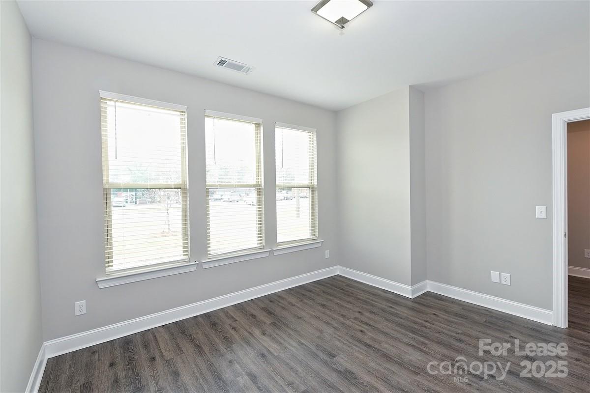 Property image 5 at 2635 Statesville Avenue, Charlotte, NC 28206