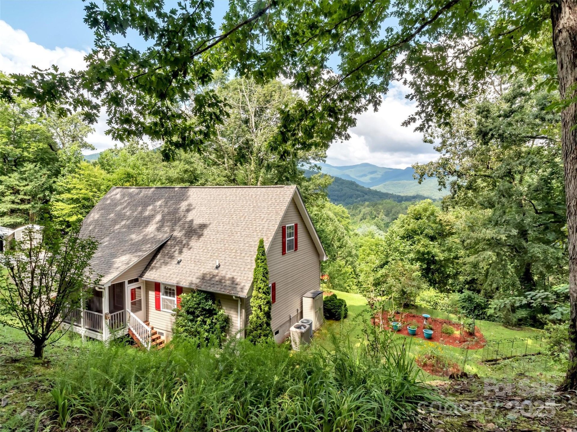 Property image 3 at 562 Beechwood Drive, Sylva, NC 28779