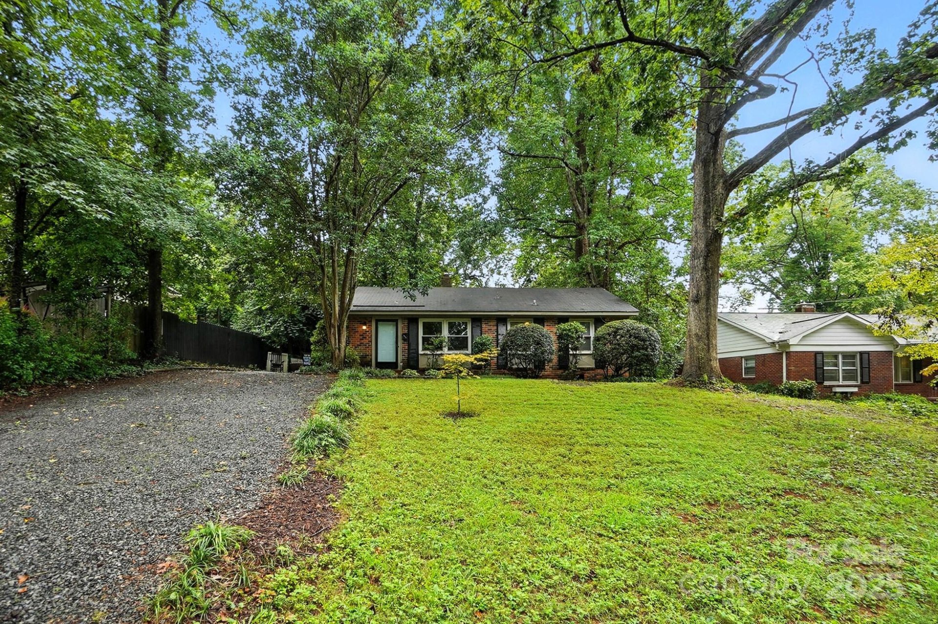 Property image 5 at 4044 Sheffield Drive, Charlotte, NC 28205