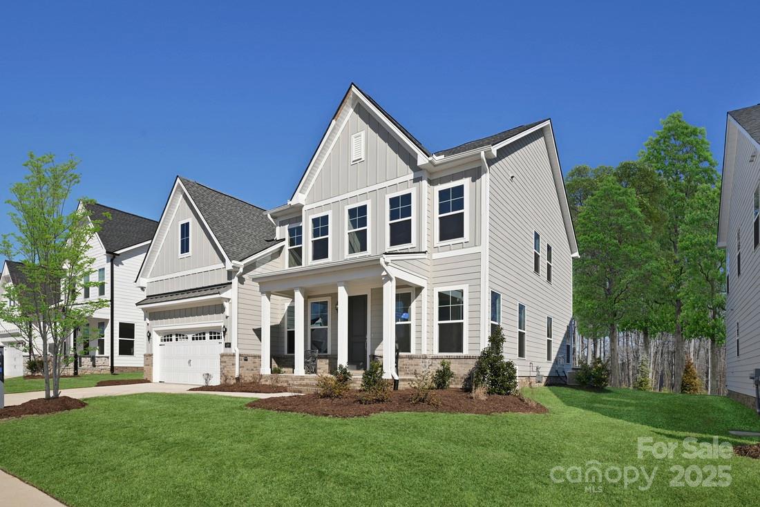 6010 Moonglade Lane