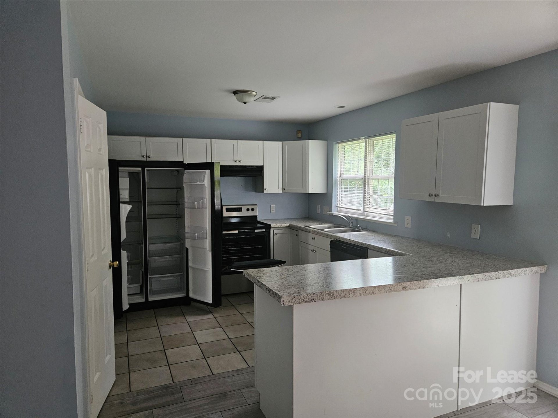 Property image 5 at 2115 Mallard Woods Place, Charlotte, NC 28262