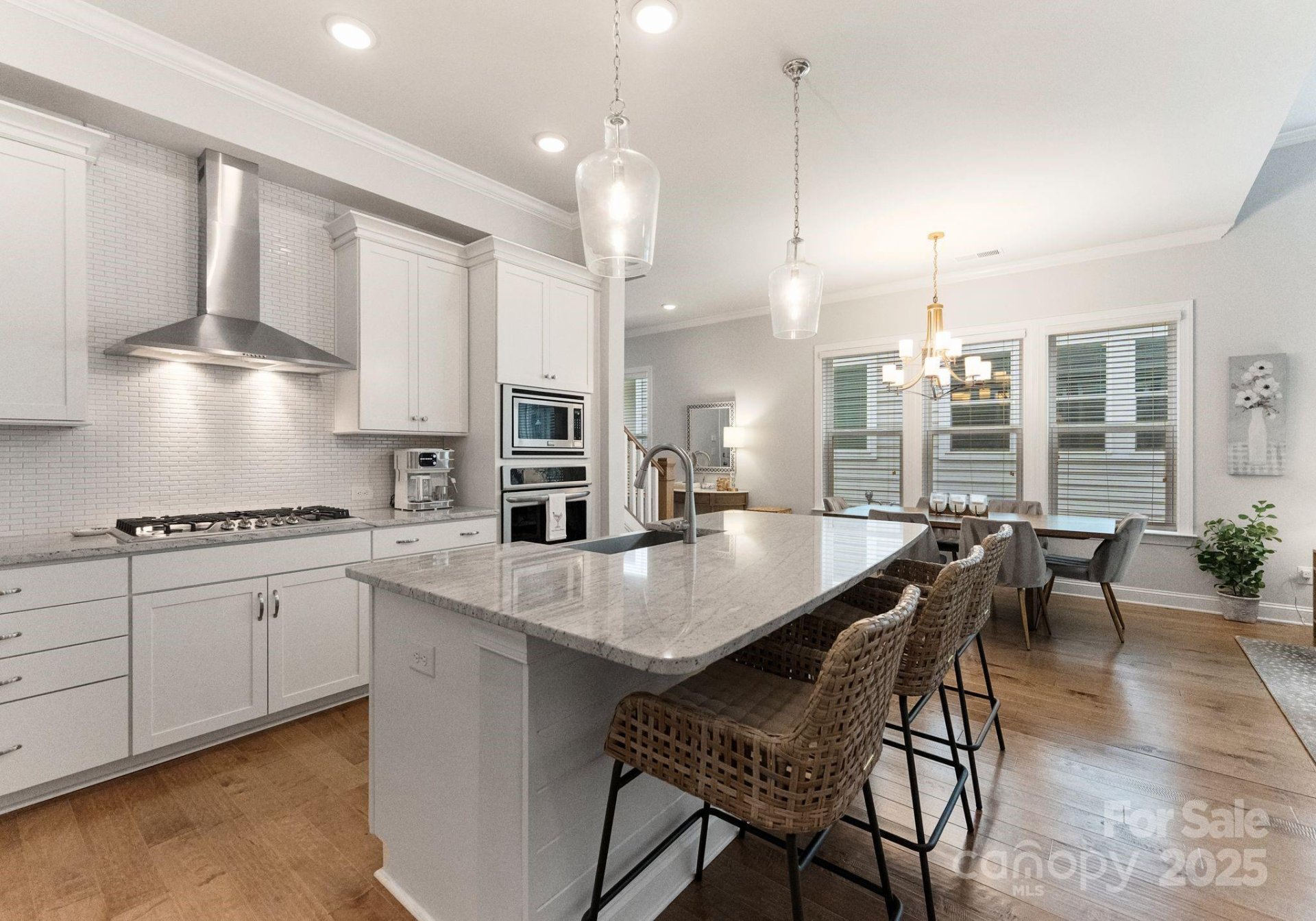 Property image 2 at 521 Belton Street, Charlotte, NC 28209