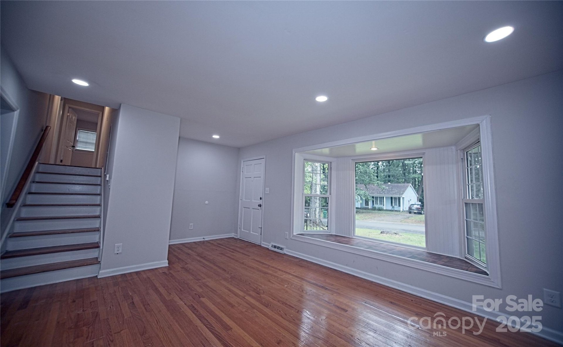 Property image 4 at 6212 Snowcrest Court, Charlotte, NC 28212