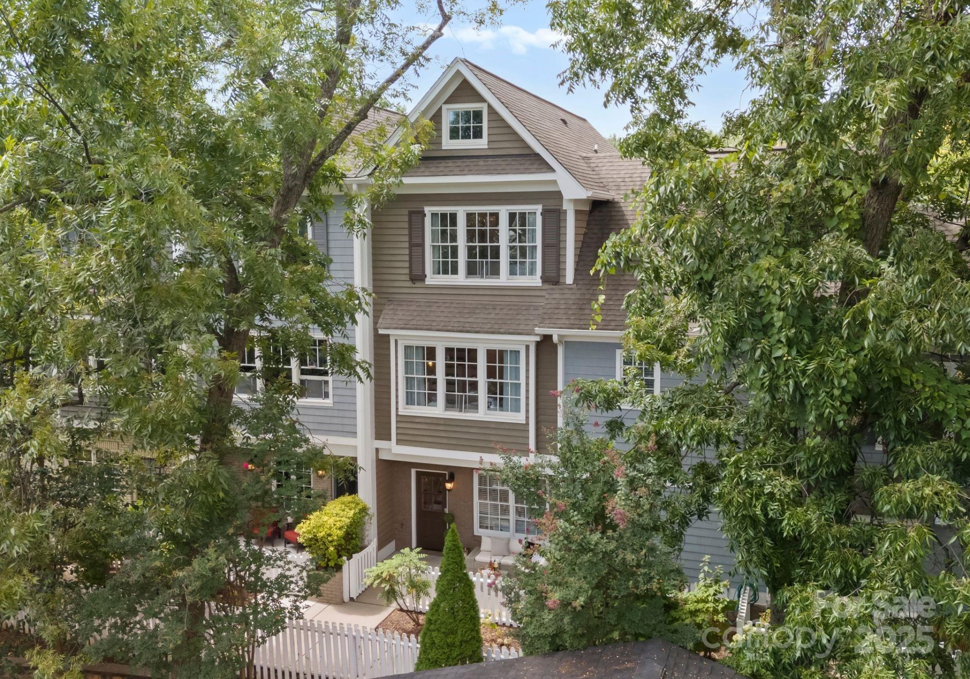 Property image 1 at 2022 Euclid Avenue, Charlotte, NC 28203