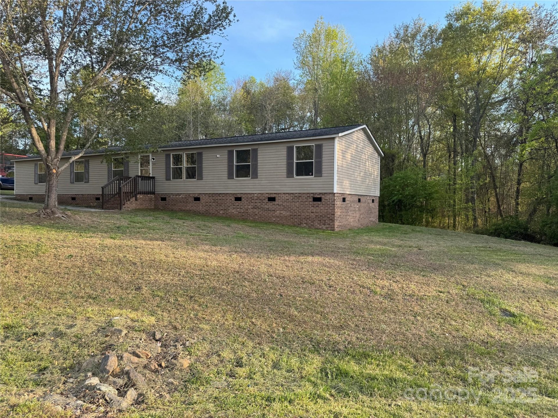 Property image 2 at 142 Crown Court, Kings Mountain, NC 28086