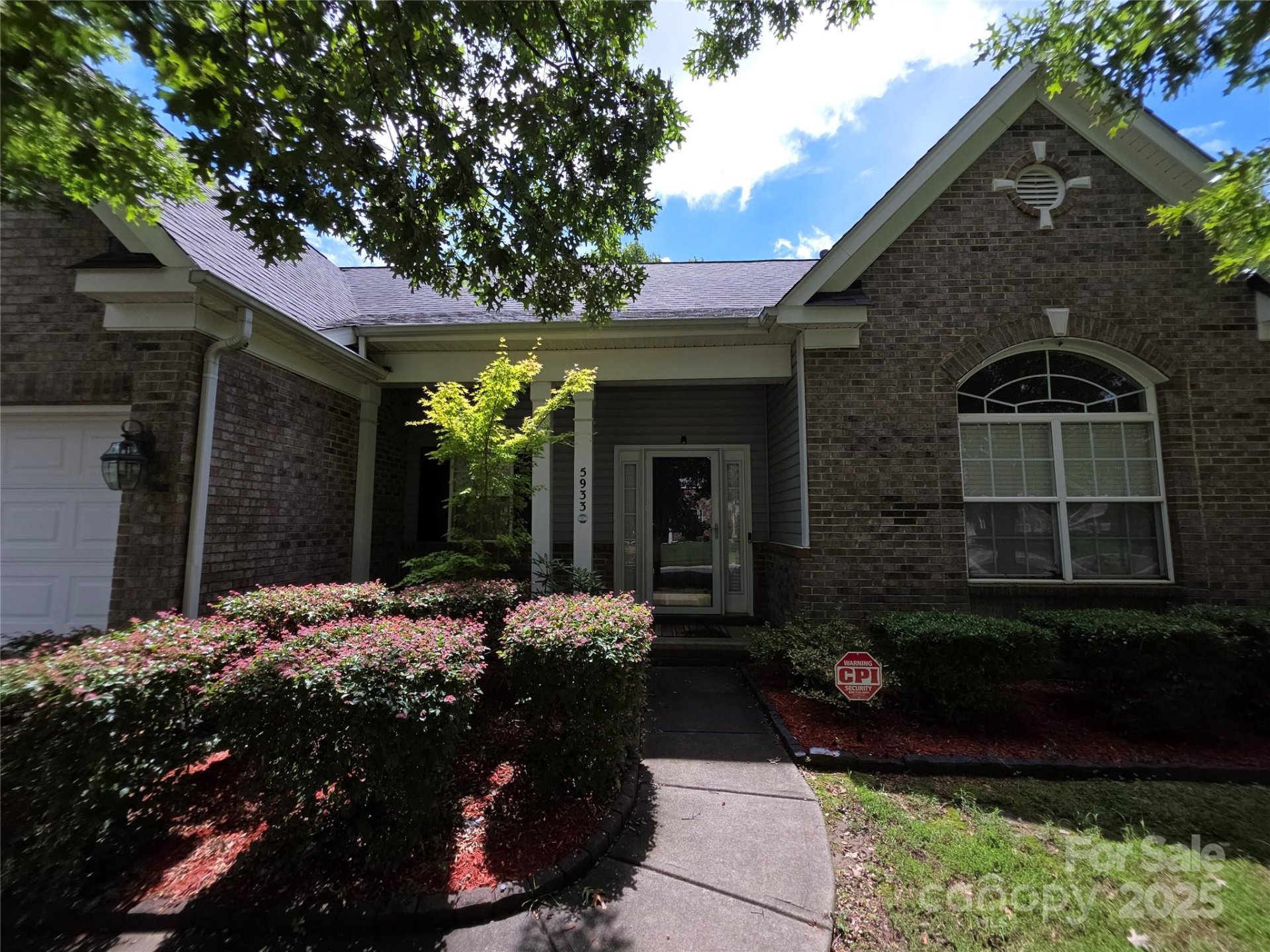 Property image 2 at 5933 Kirkwynd Commons Drive, Charlotte, NC 28278