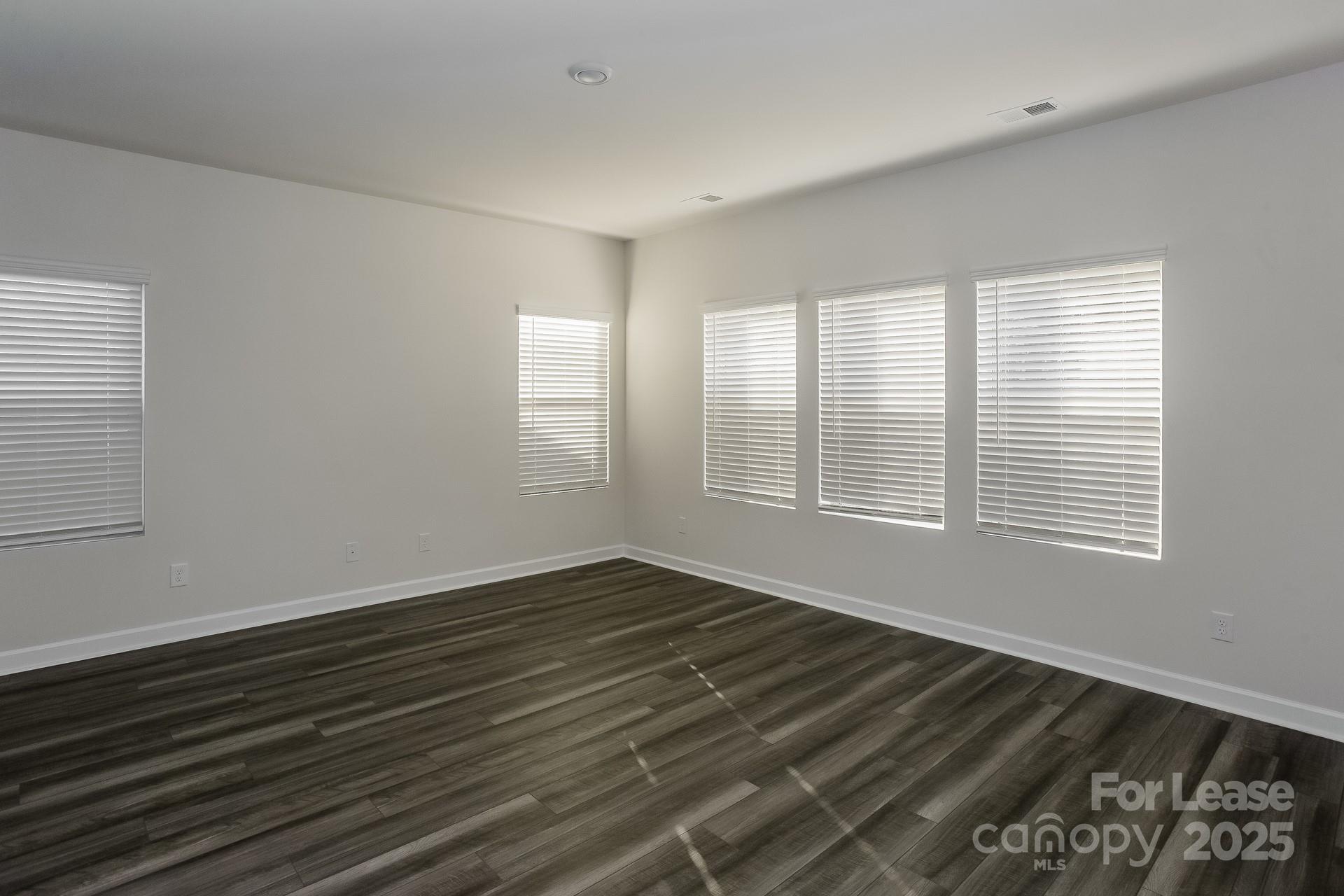 Property image 5 at 11932 Red Leaf Drive, Charlotte, NC 28215
