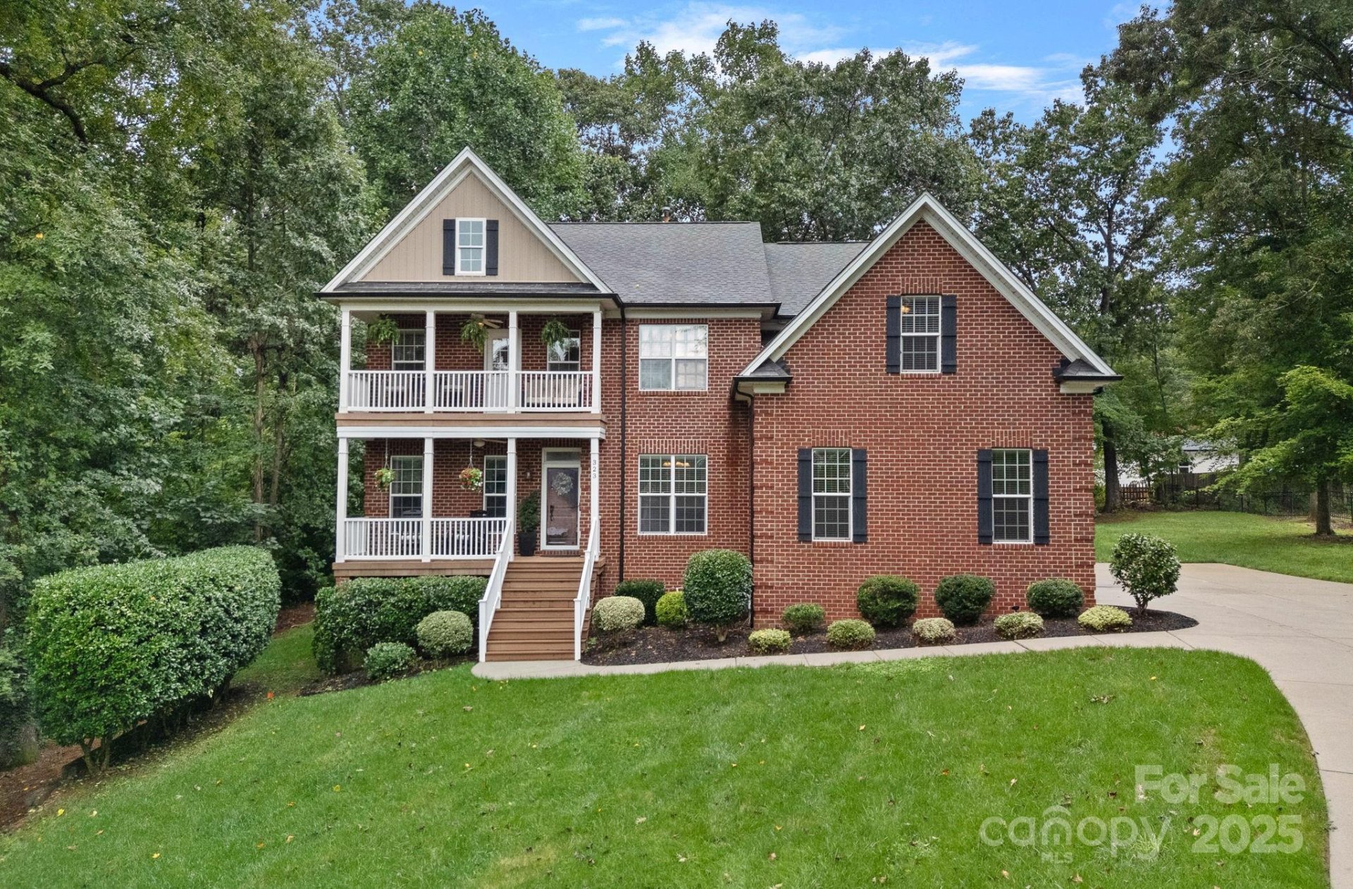 323 Laurel Crest Drive