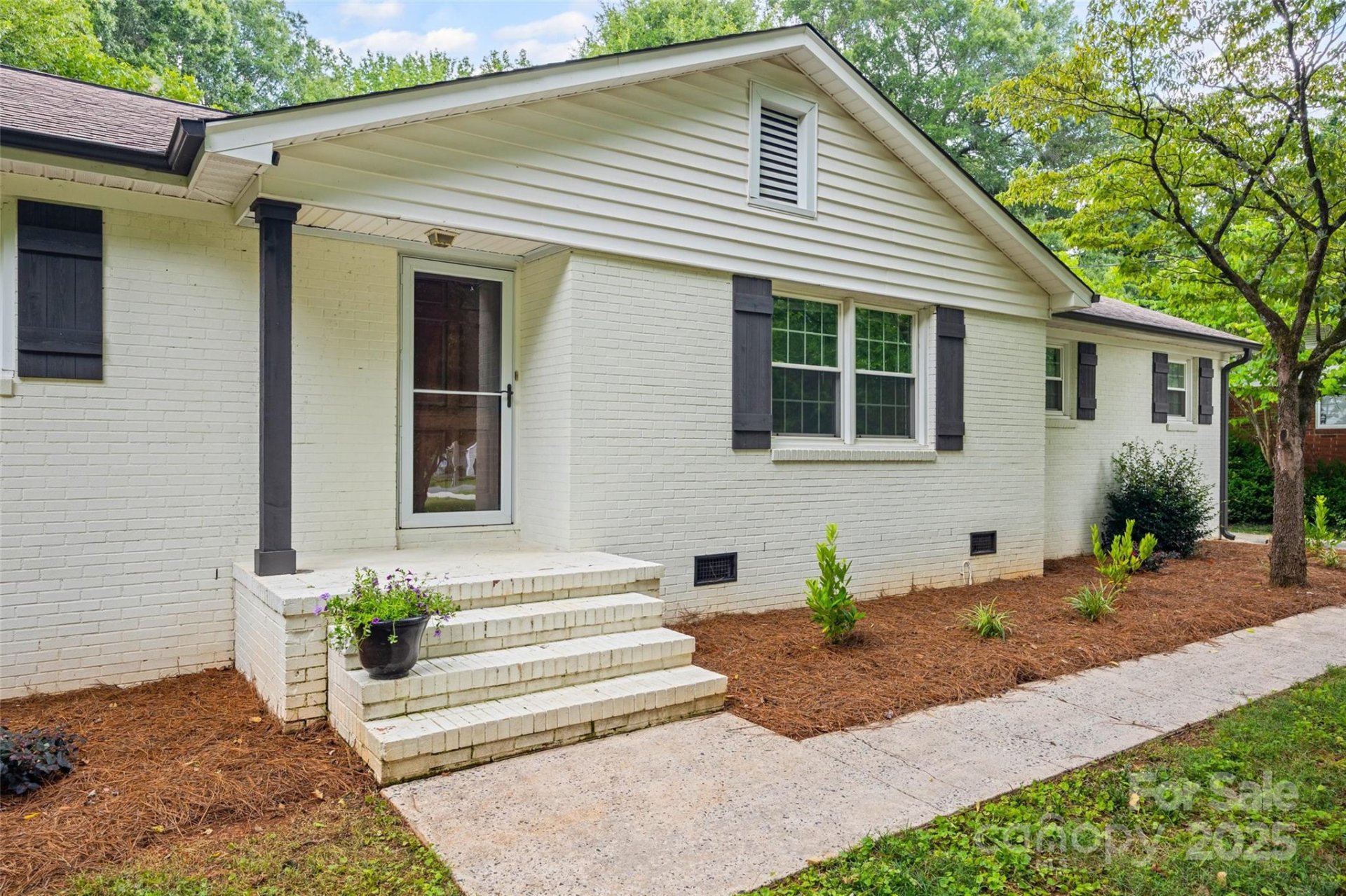 Property image 4 at 1045 Dooley Drive, Charlotte, NC 28227
