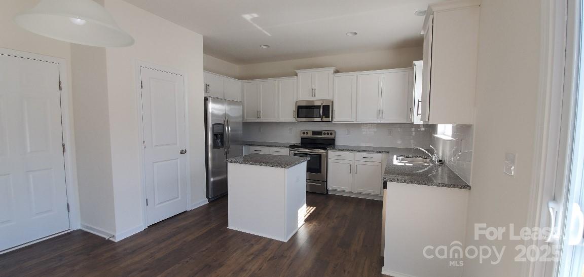 Property image 3 at 10422 Bradstreet Commons Way, Charlotte, NC 28215