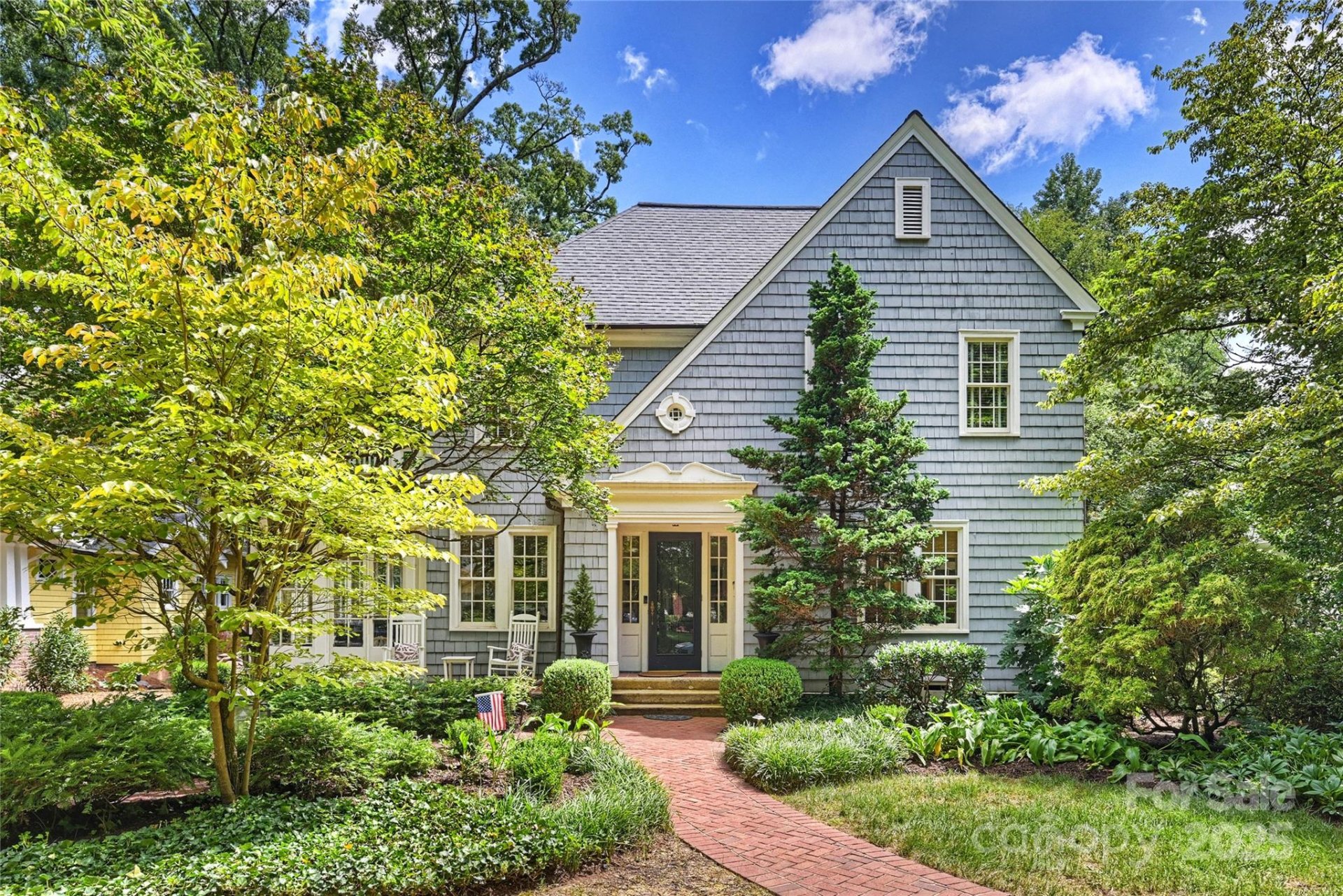 Property image 1 at 2119 Dilworth Road, Charlotte, NC 28203