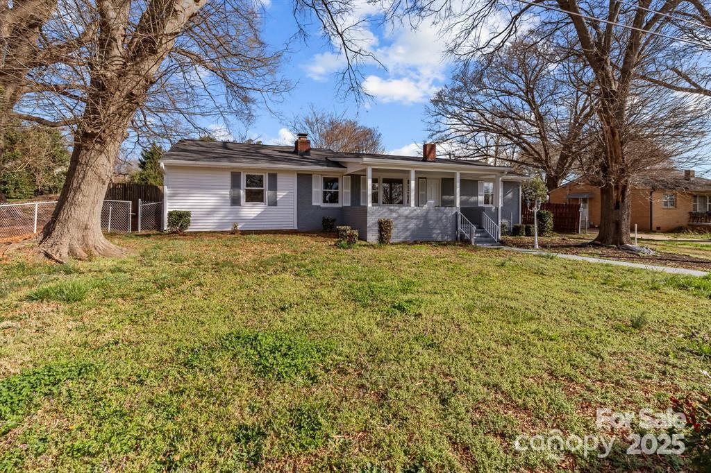 Property image 3 at 2418 Acapulco Drive, Gastonia, NC 28054