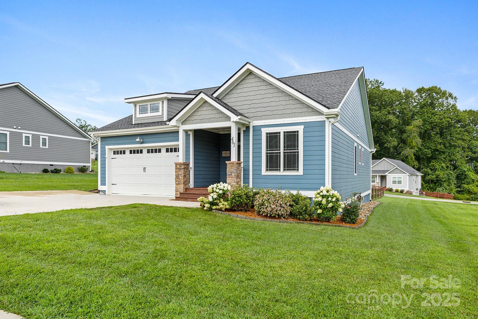 Property image 2 at 461 Windy Acres Knoll, Hendersonville, NC 28792