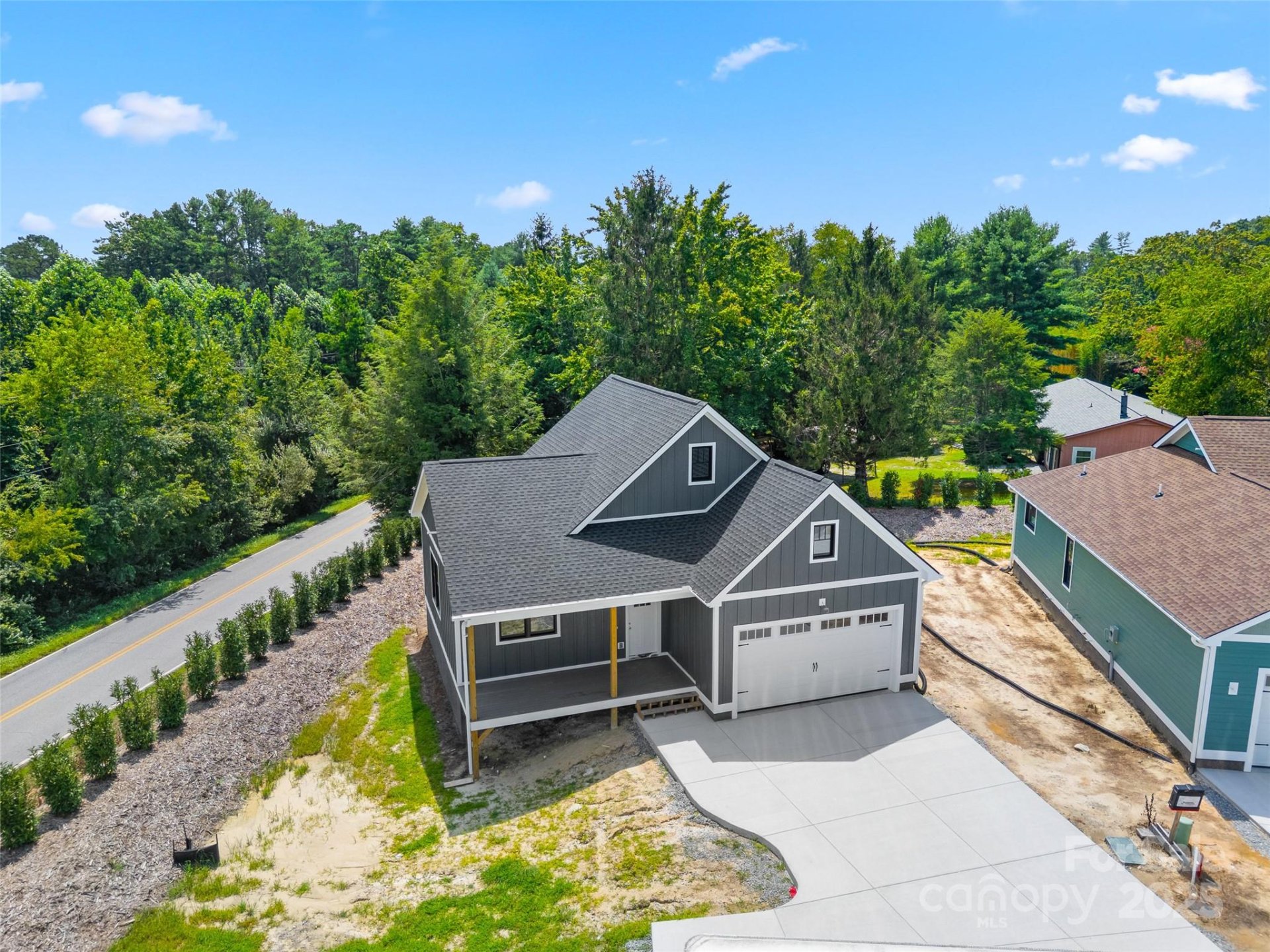 Property image 4 at 30 Olde Oak Court, Hendersonville, NC 28792