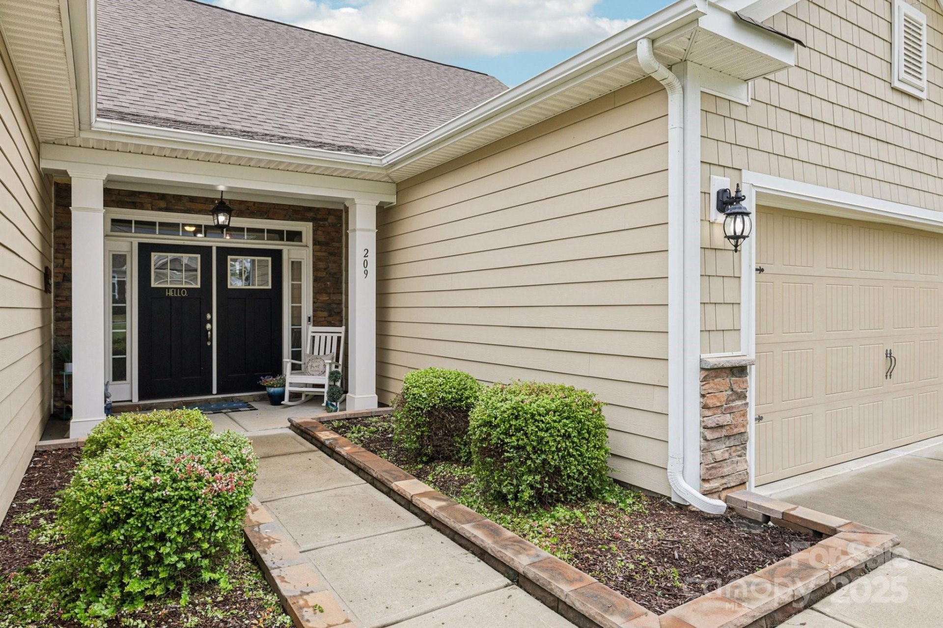 Property image 3 at 209 Hunters Hill Drive, Statesville, NC 28677