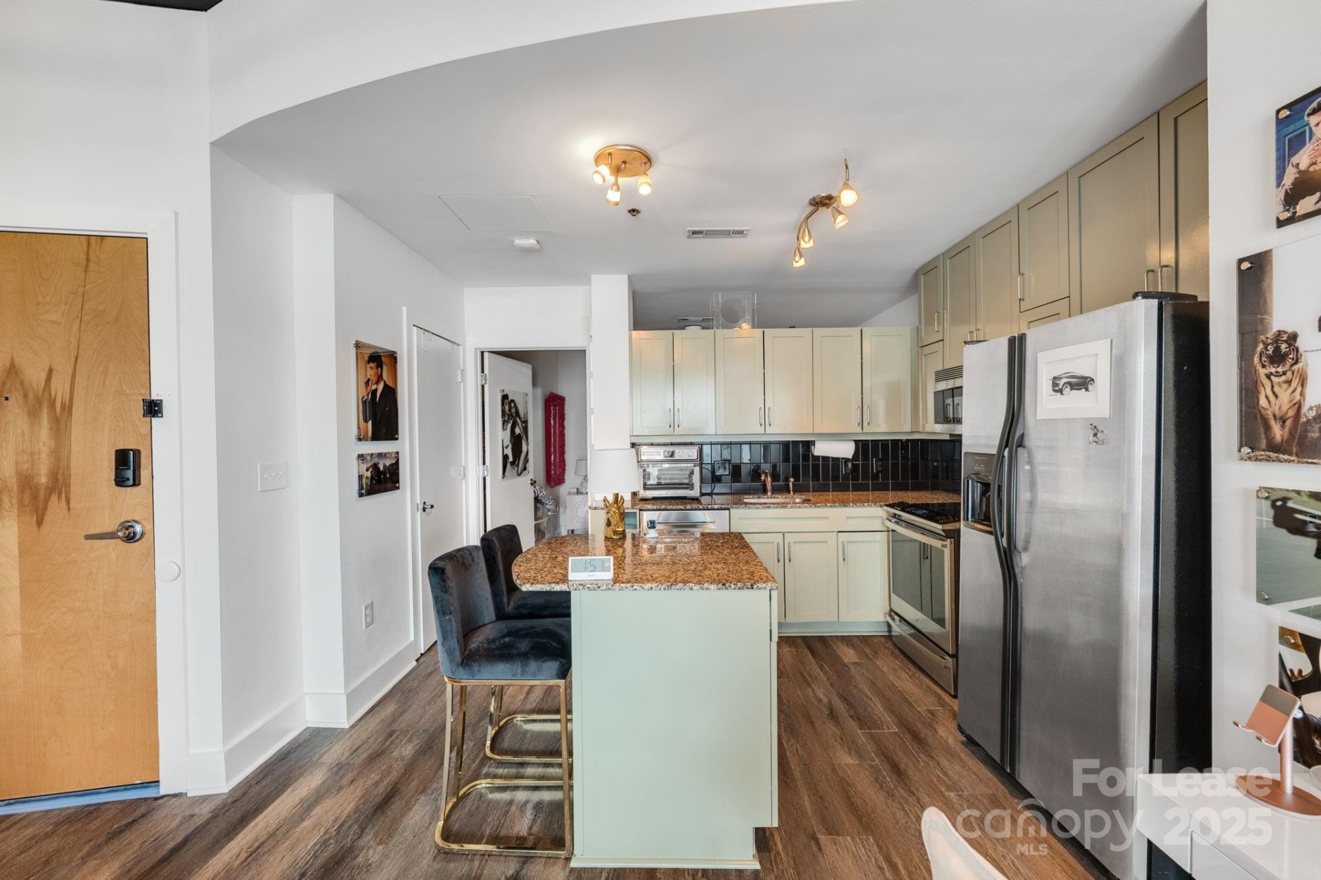 Property image 4 at 505 E 6th Street, Charlotte, NC 28202