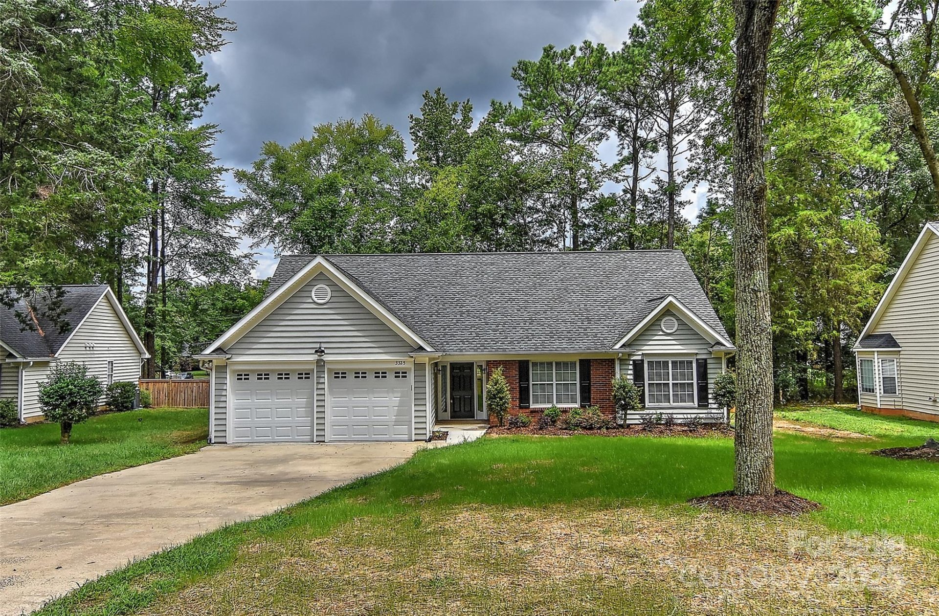 3325 Arboretum View