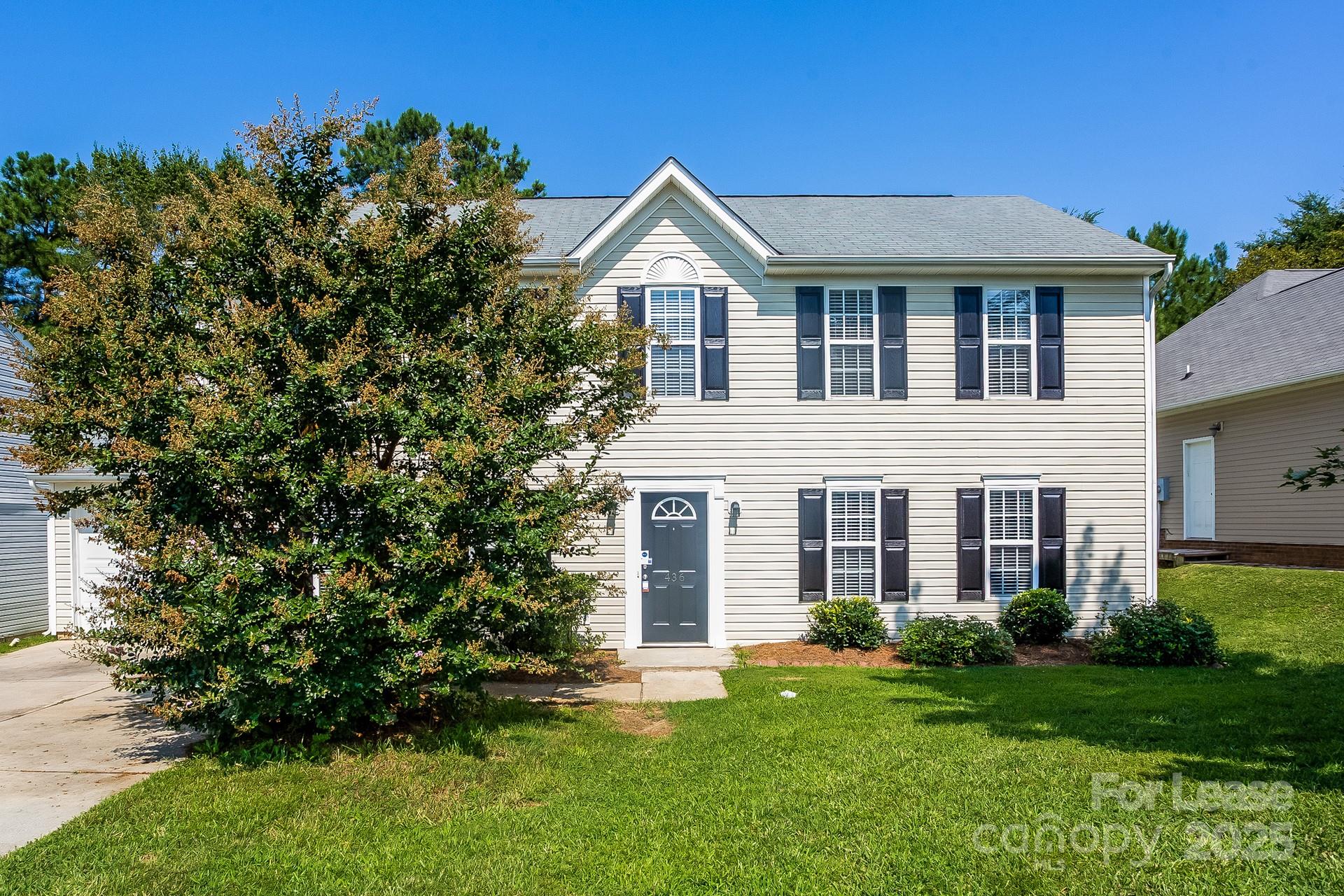 Fairstone, Charlotte Community