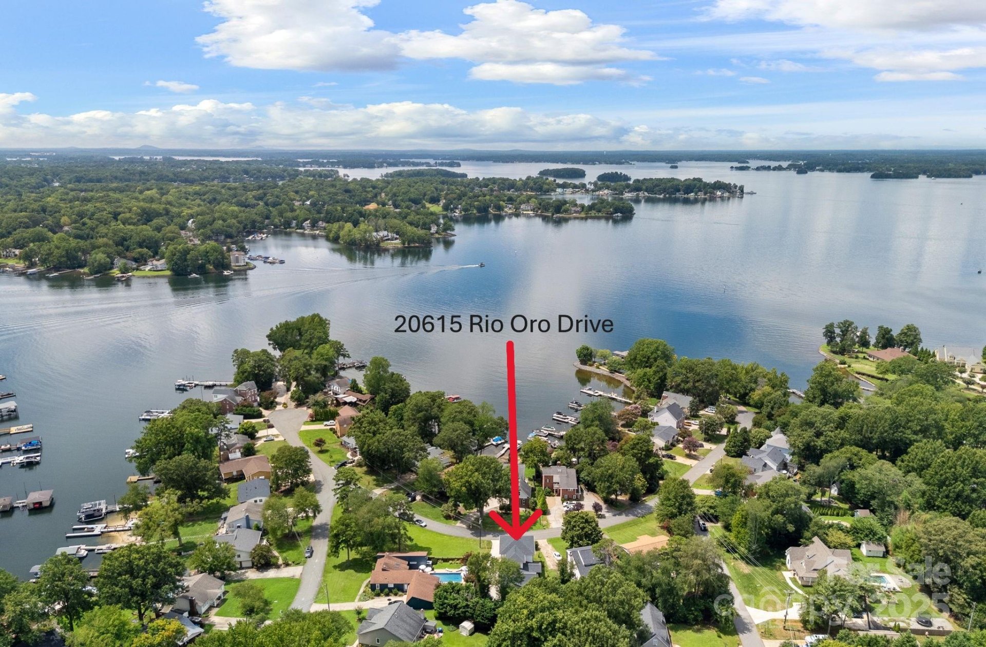 Bahia Bay, Cornelius Community