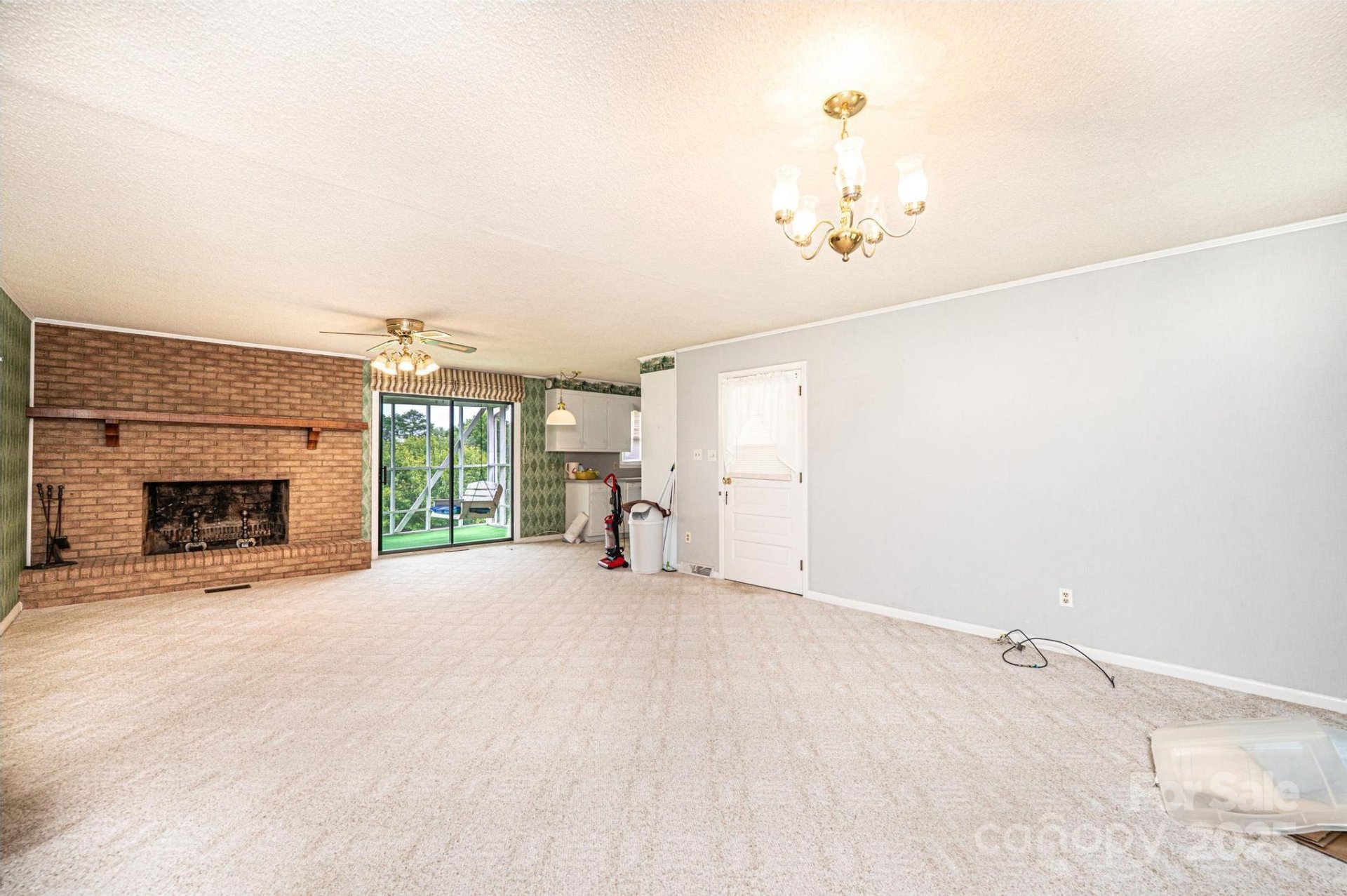 Property image 3 at 2541 Raintree Street, Connelly Springs, NC 28612