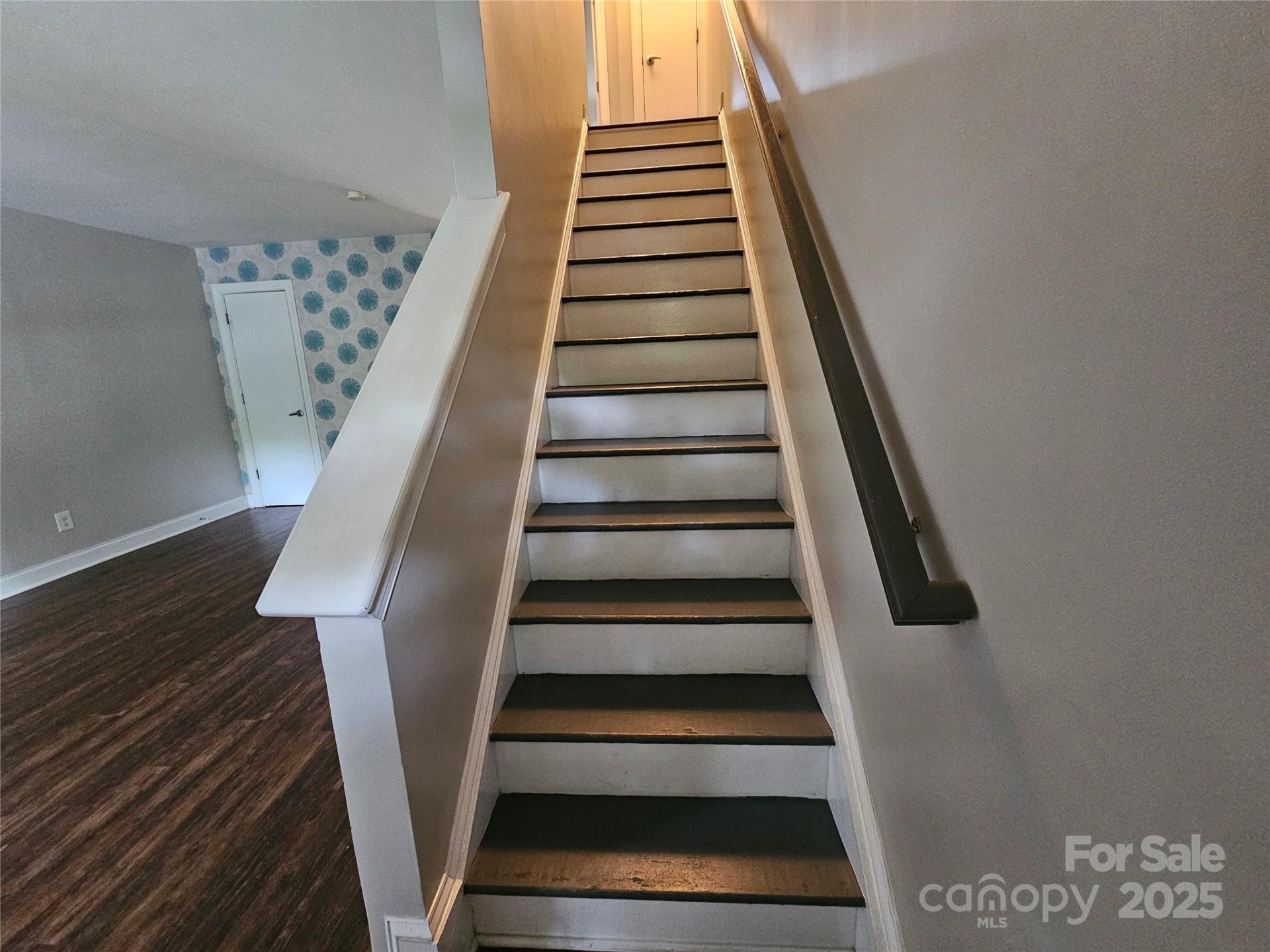 Property image 3 at 307 French Street, Charlotte, NC 28216