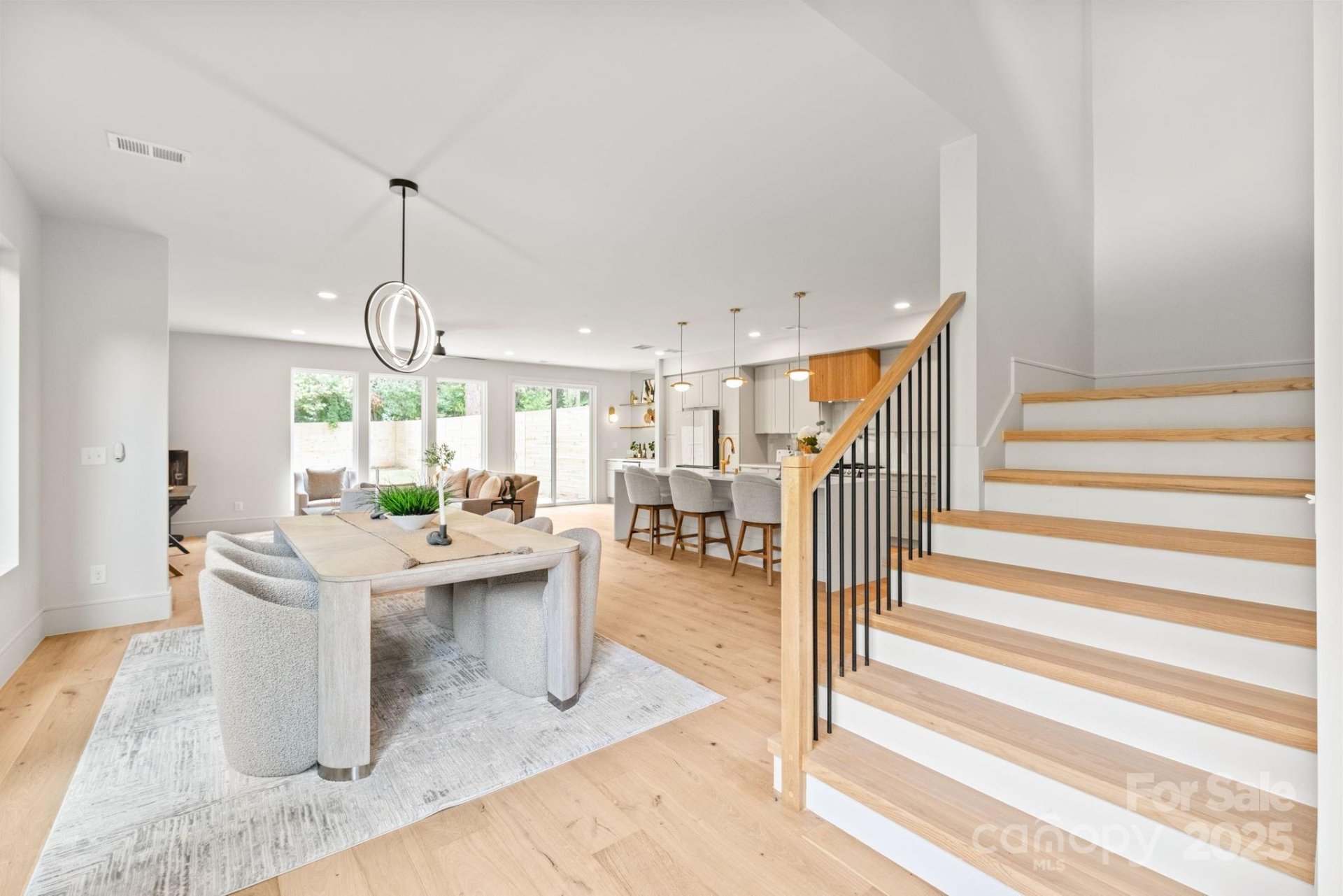 Property image 3 at 2729 Cowles Road, Charlotte, NC 28208