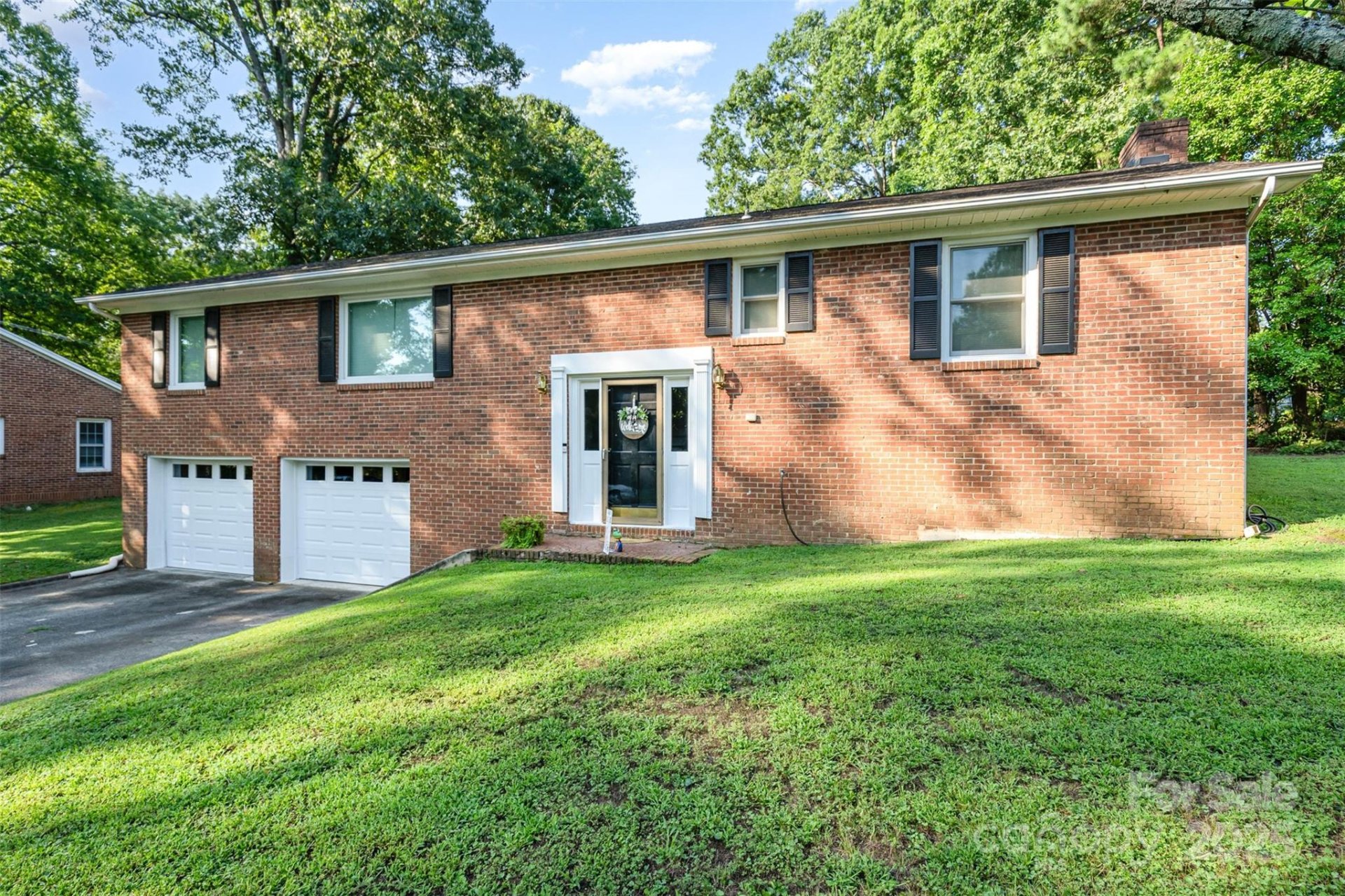 Property image 2 at 525 Englewood Street, Concord, NC 28025